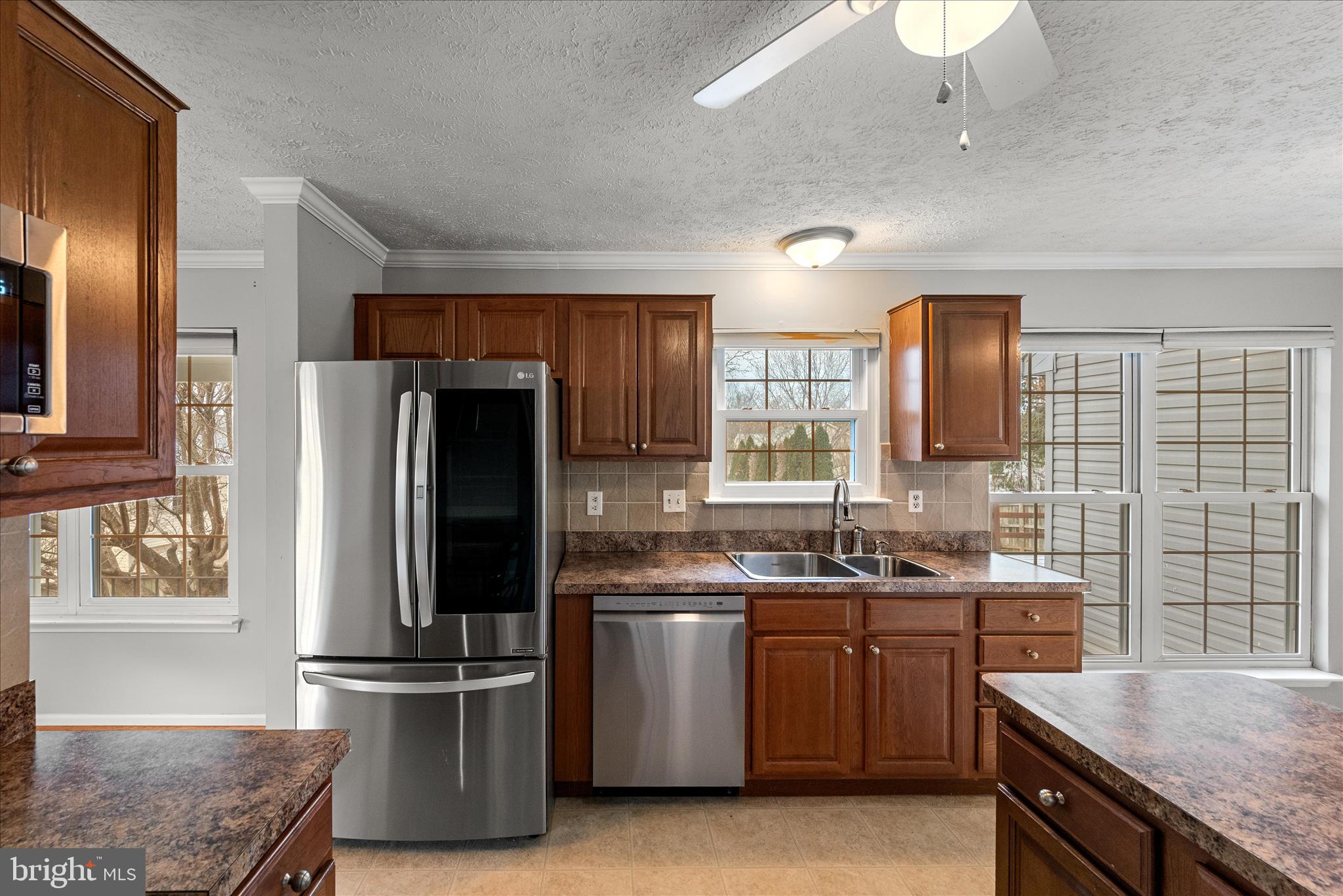 APPLE RIDGE - Residential