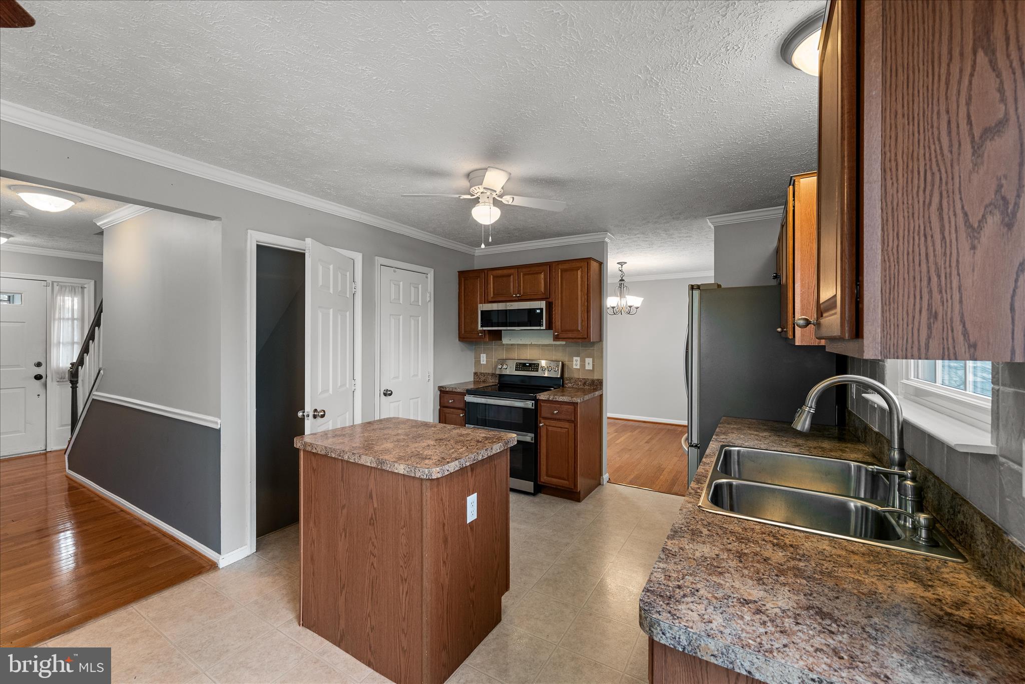 APPLE RIDGE - Residential