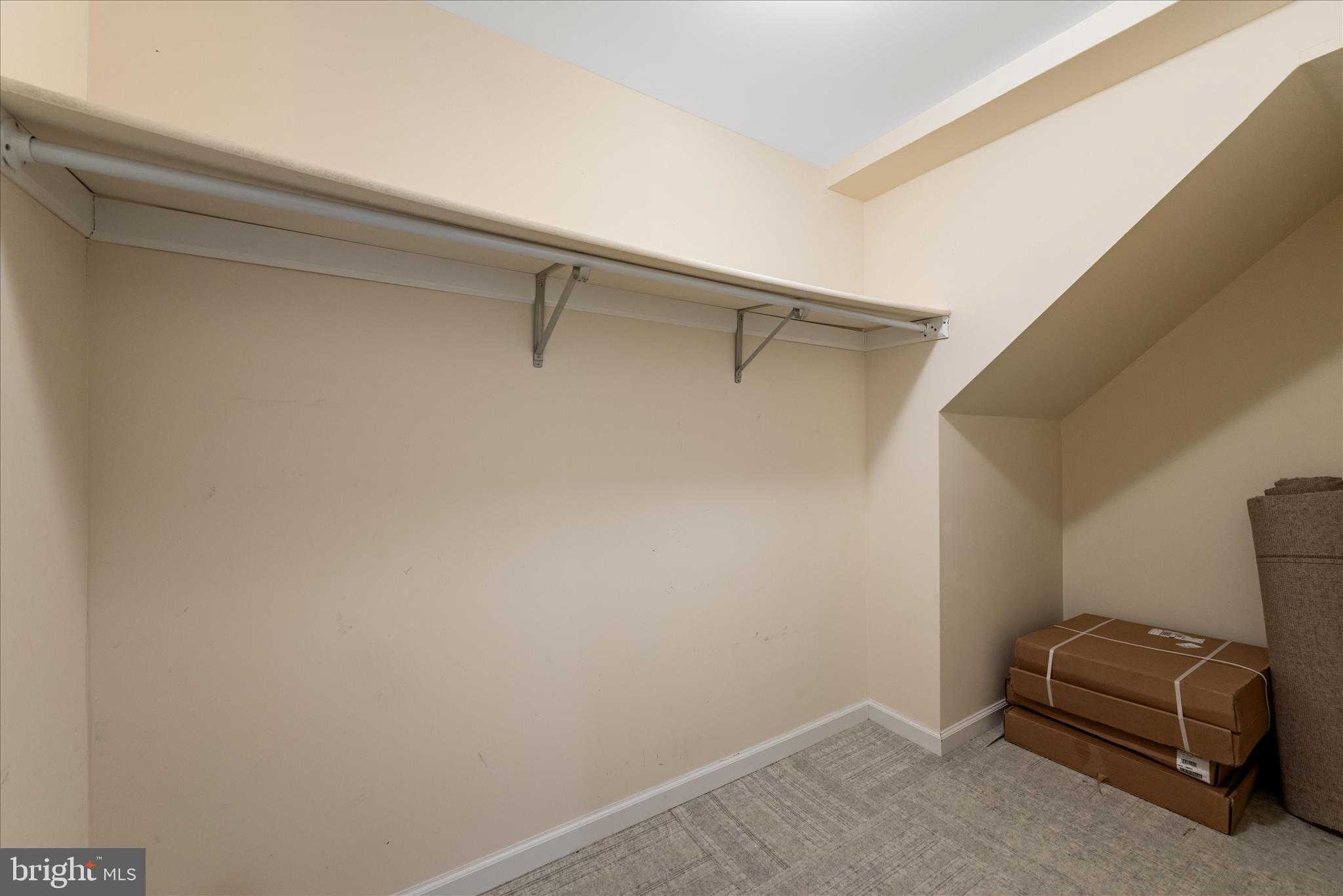 APPLE RIDGE - Residential