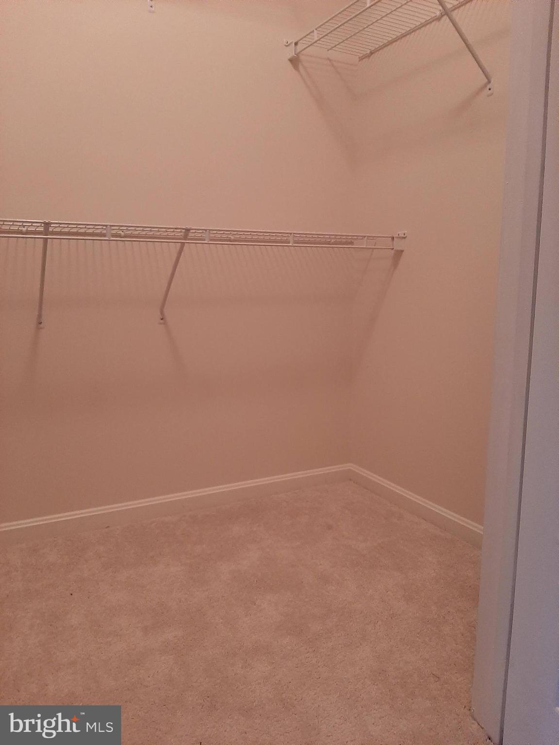 FAIRFAX RIDGE CONDOS - Residential Lease