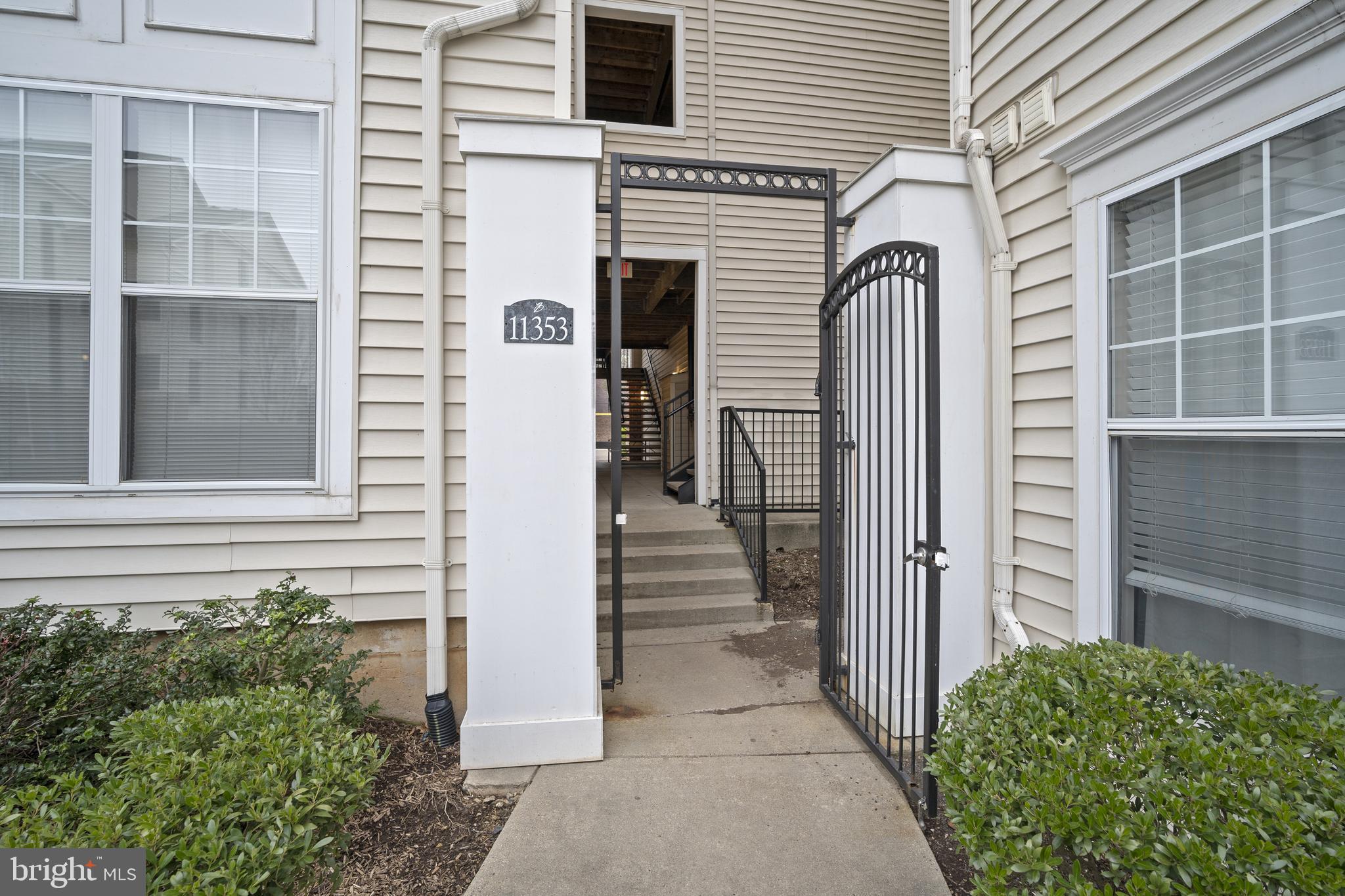 FAIRFAX RIDGE CONDOS - Residential Lease