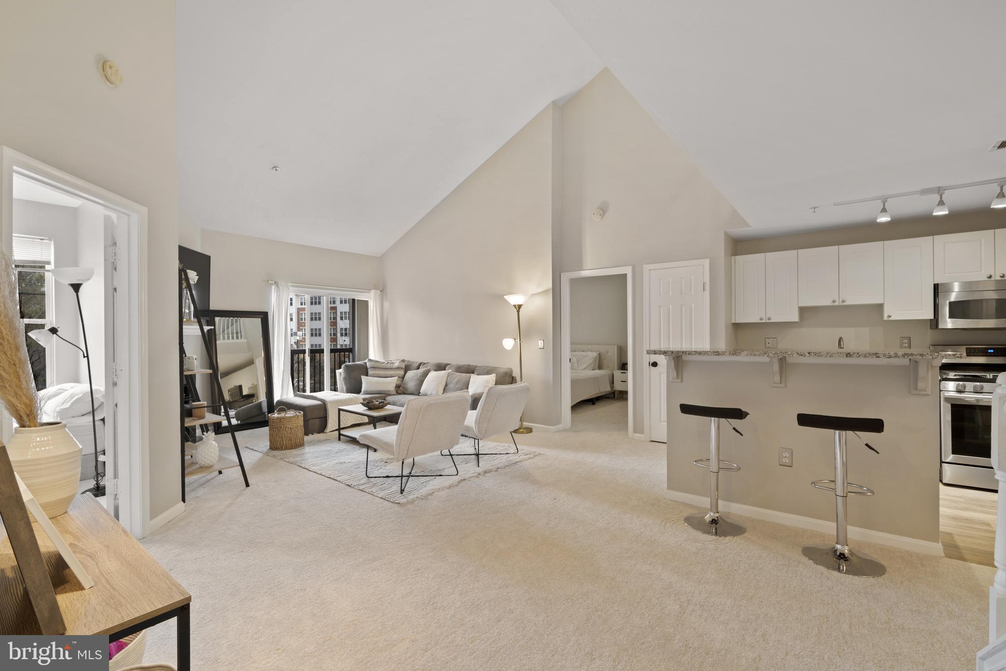 FAIRFAX RIDGE CONDOS - Residential Lease