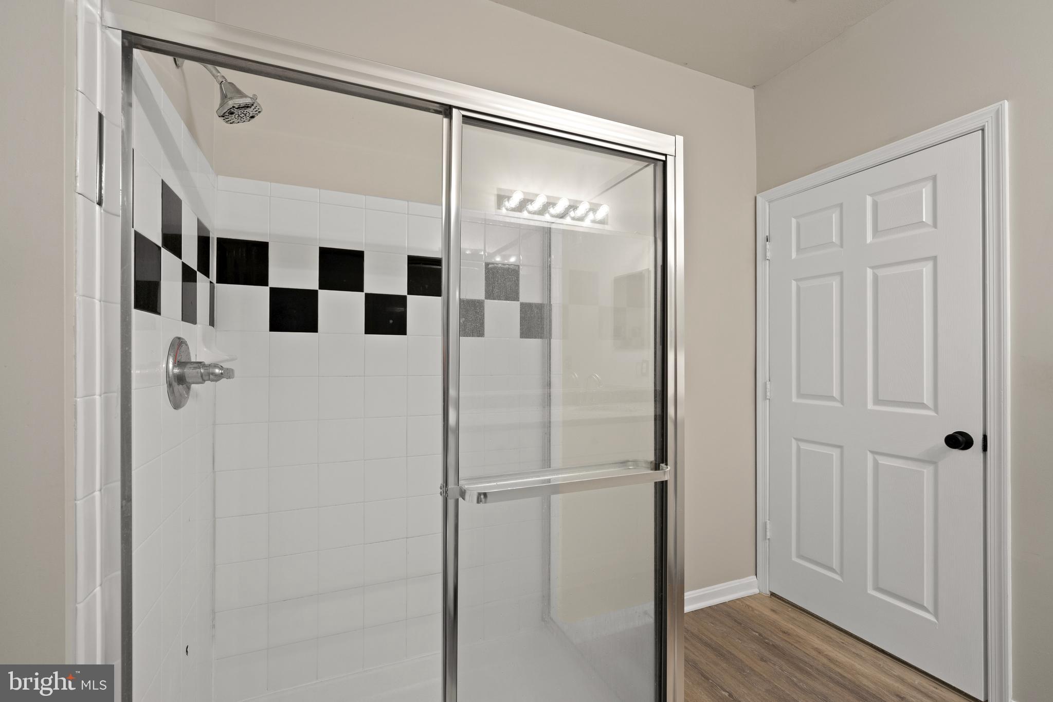 FAIRFAX RIDGE CONDOS - Residential Lease