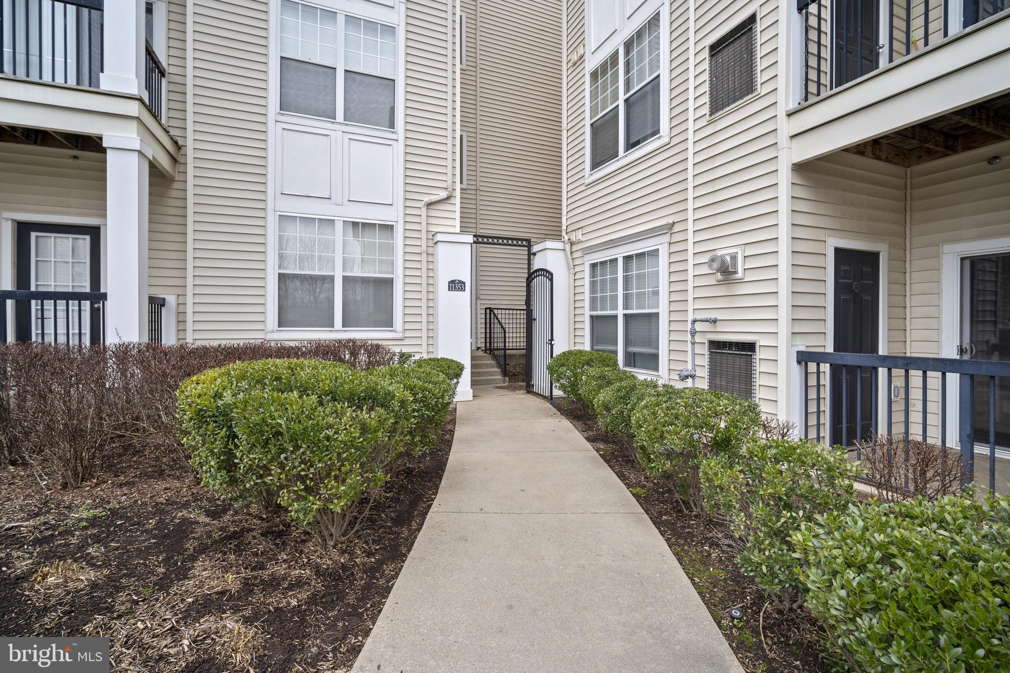 FAIRFAX RIDGE CONDOS - Residential Lease