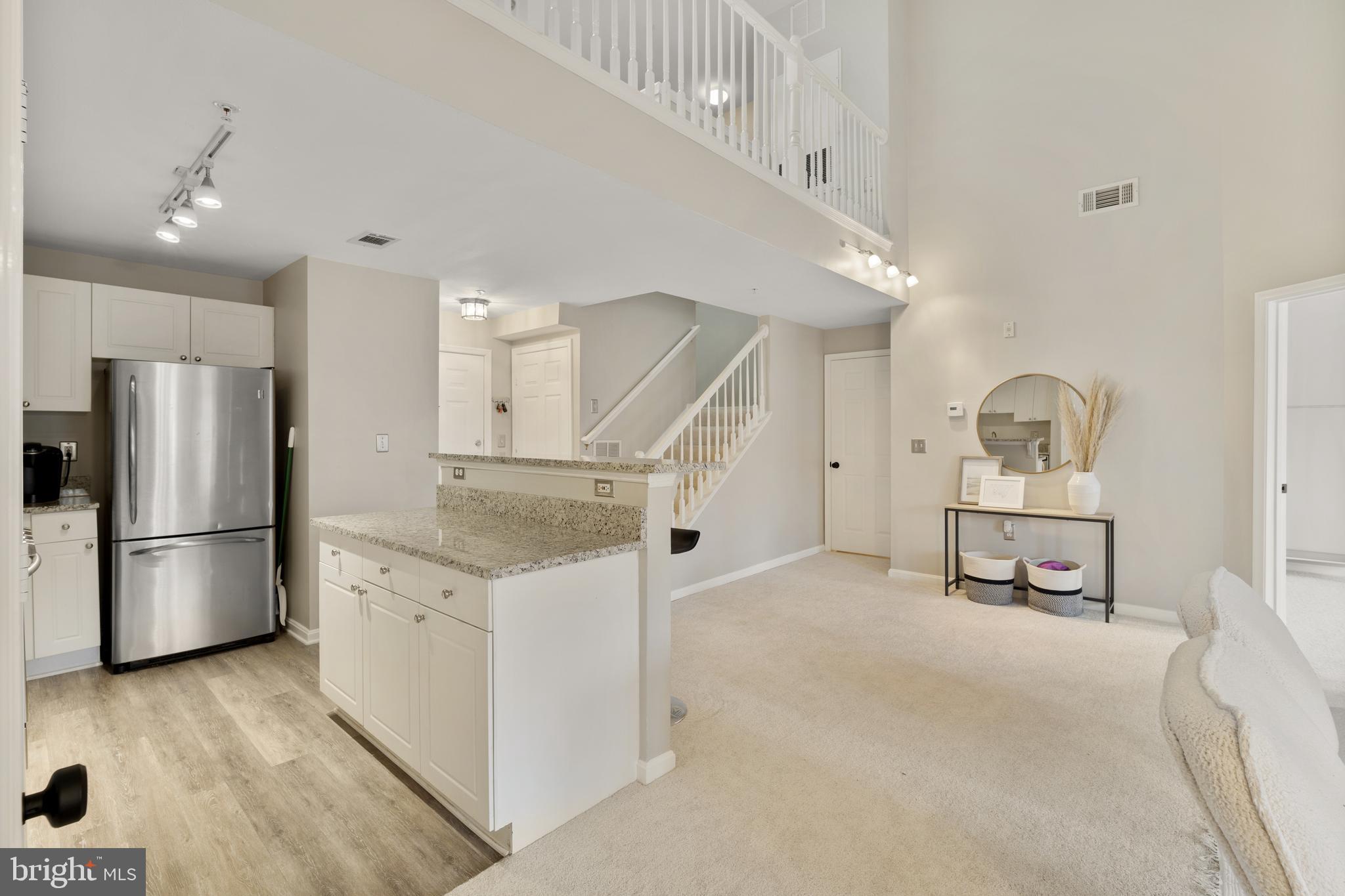 FAIRFAX RIDGE CONDOS - Residential Lease