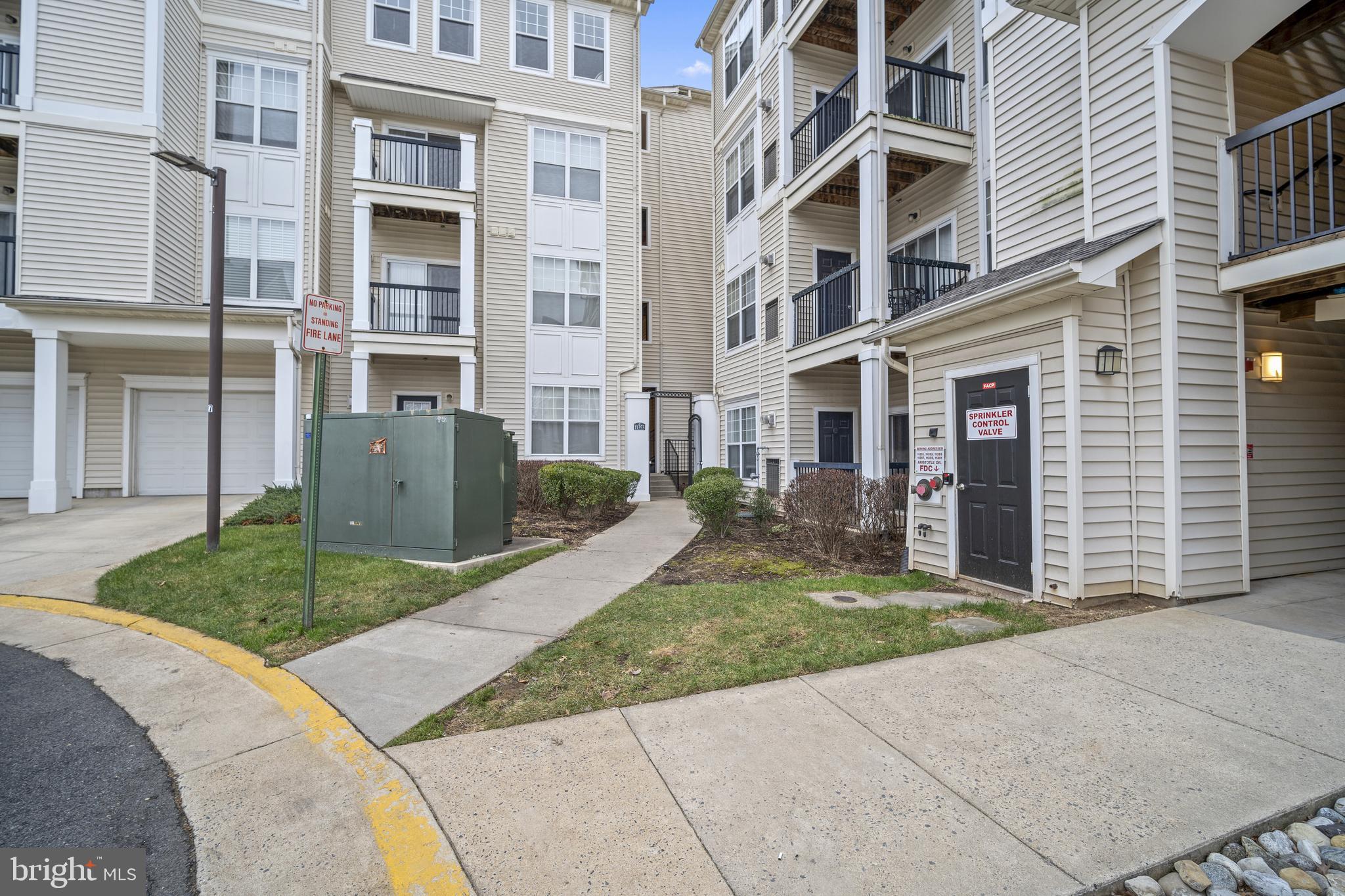 FAIRFAX RIDGE CONDOS - Residential Lease