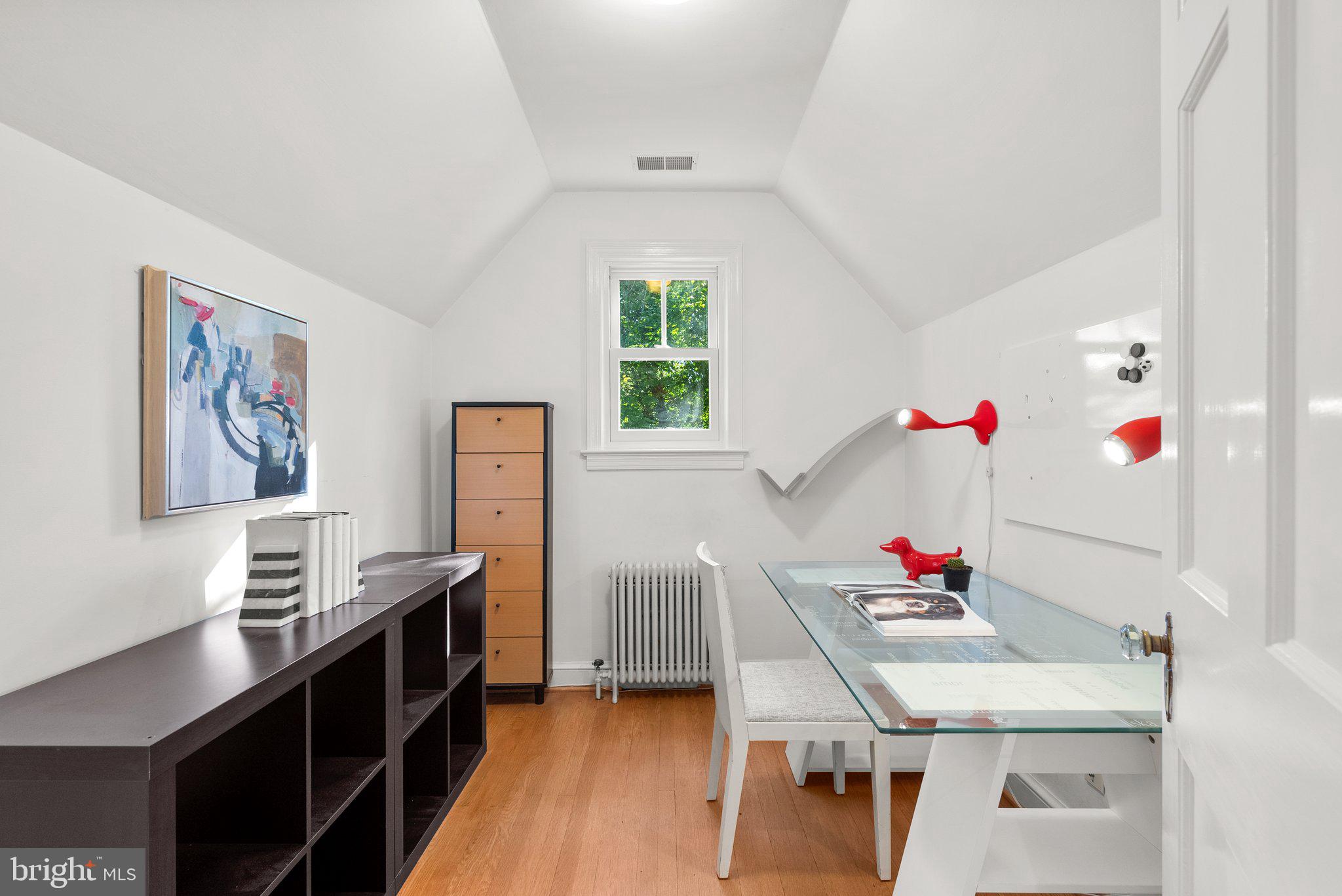 WOODSIDE PARK - Residential