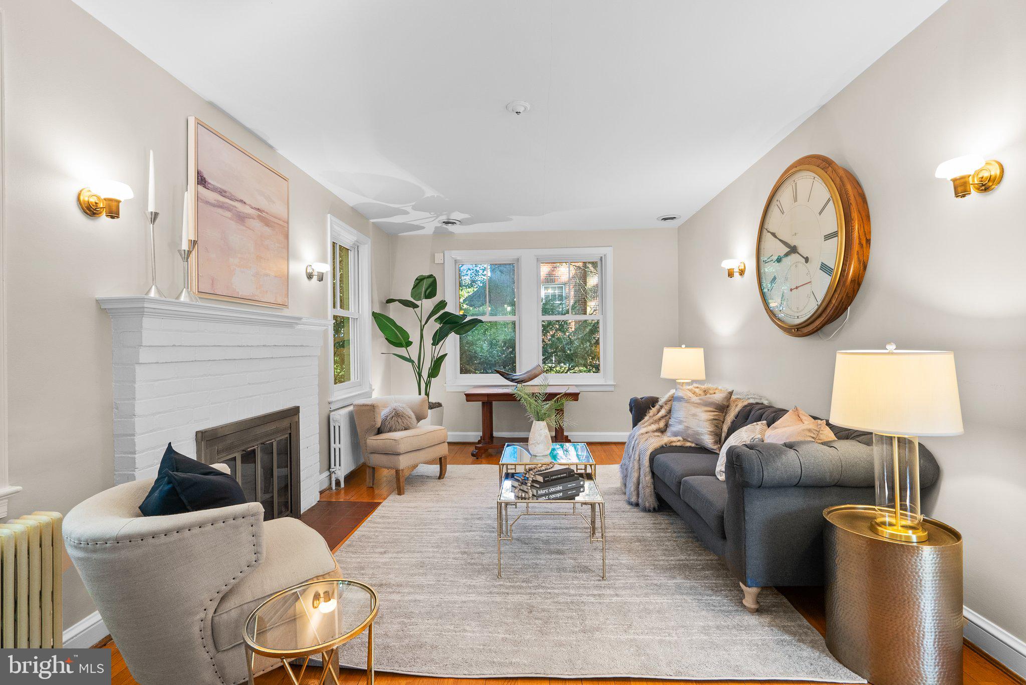 WOODSIDE PARK - Residential