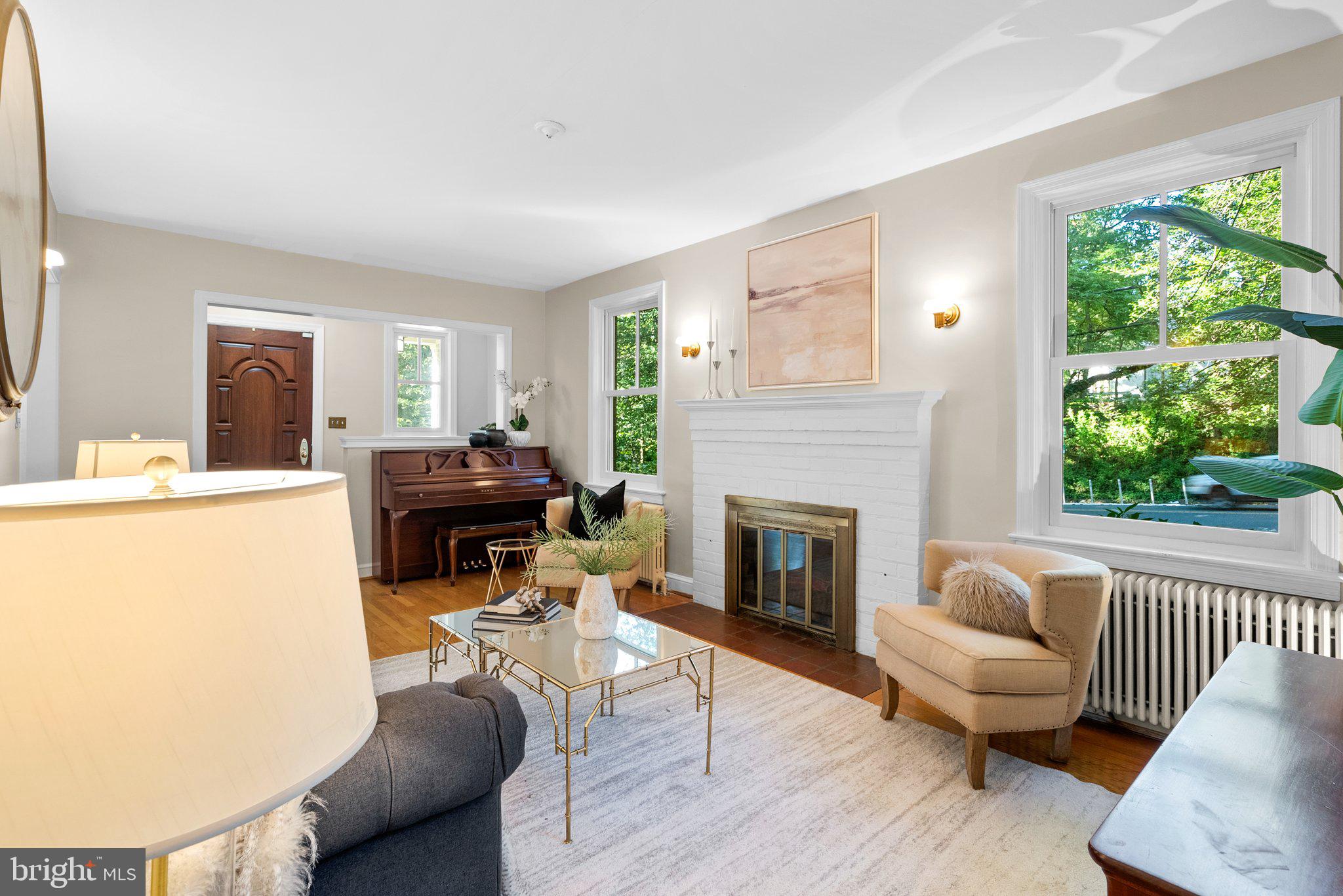 WOODSIDE PARK - Residential