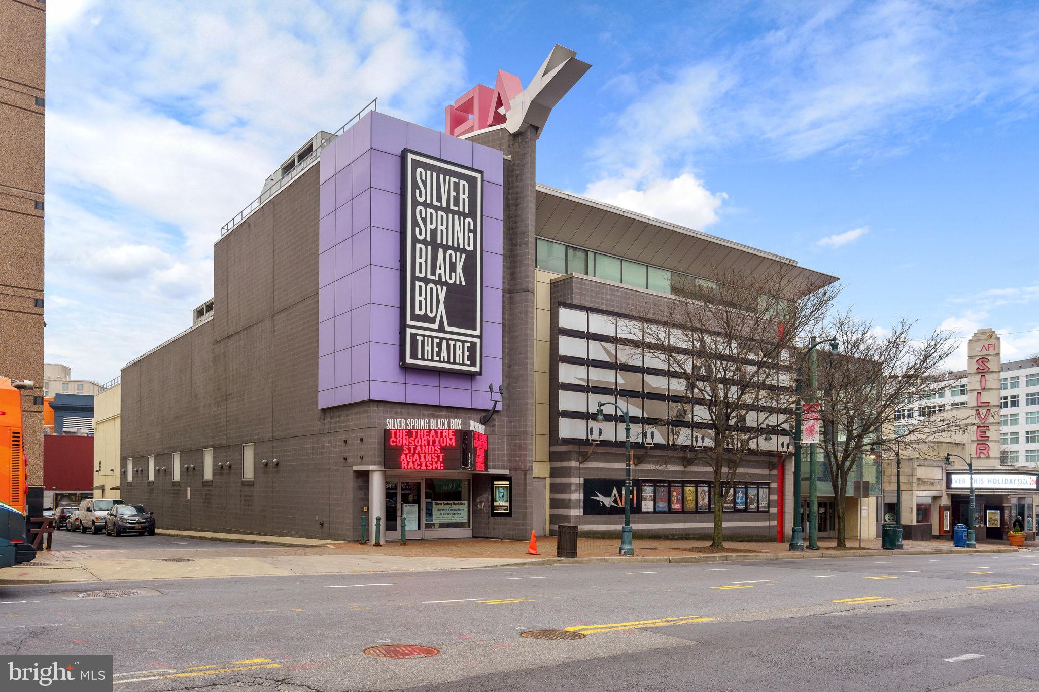 WOODSIDE PARK - Residential