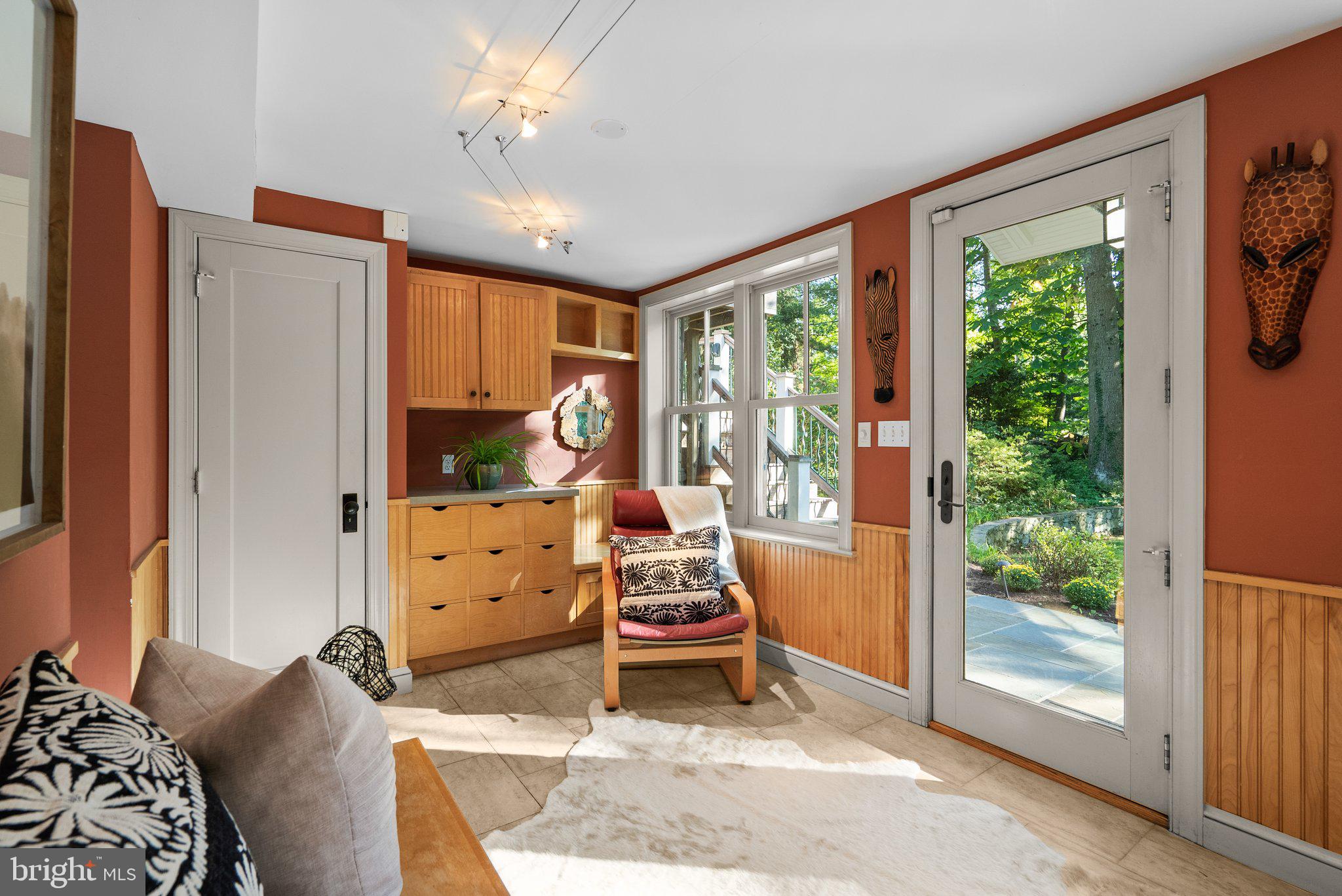 WOODSIDE PARK - Residential