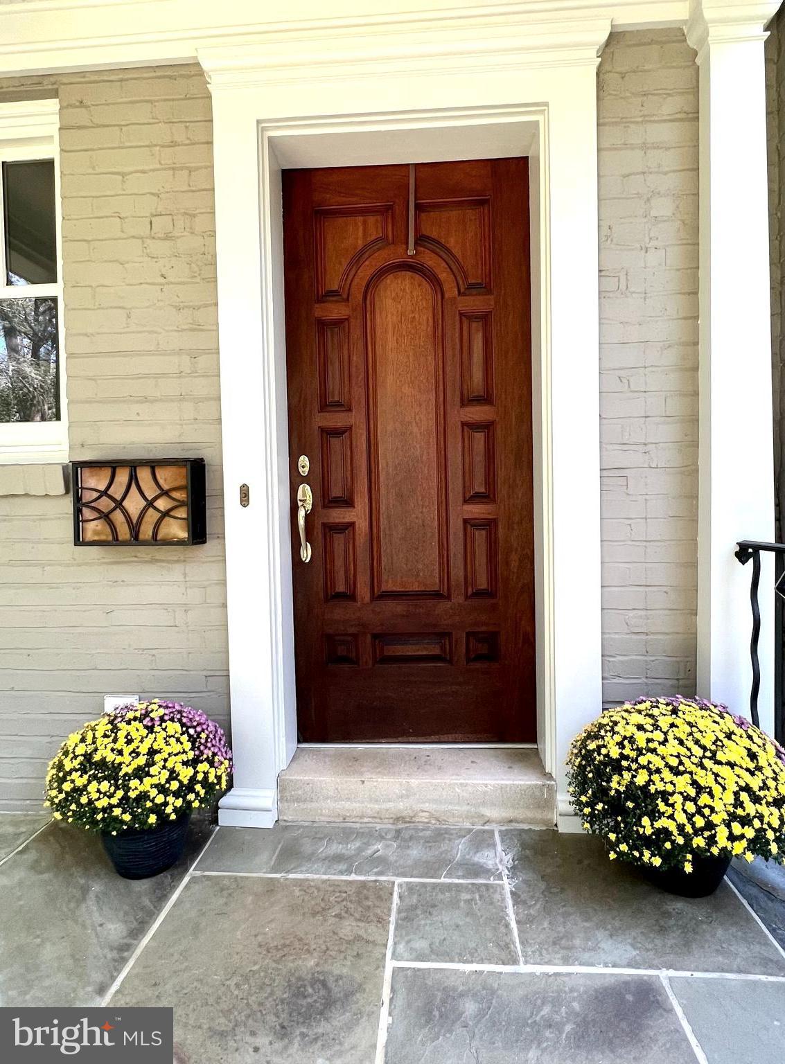 WOODSIDE PARK - Residential