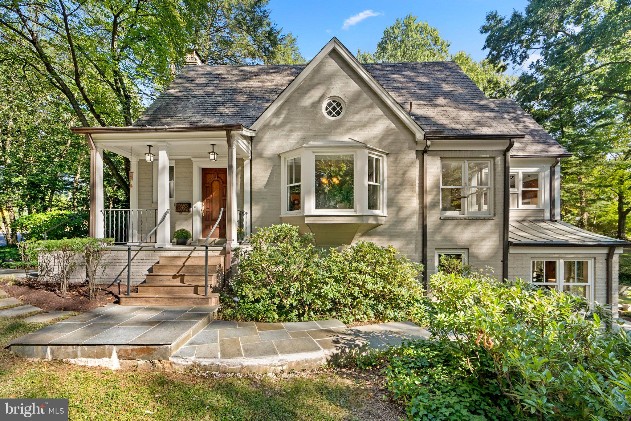 WOODSIDE PARK - Residential