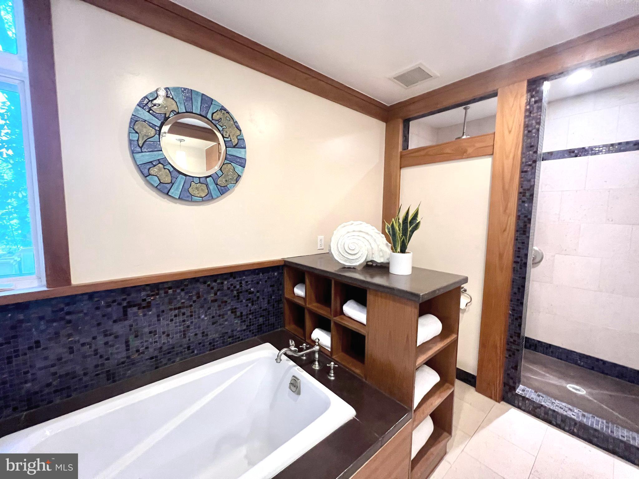 WOODSIDE PARK - Residential