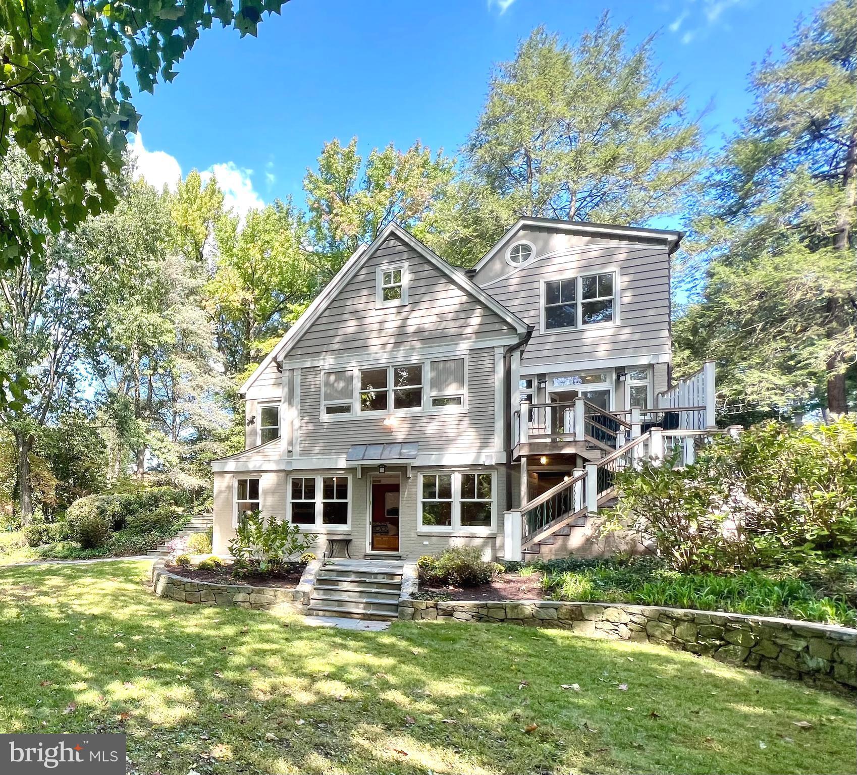 WOODSIDE PARK - Residential