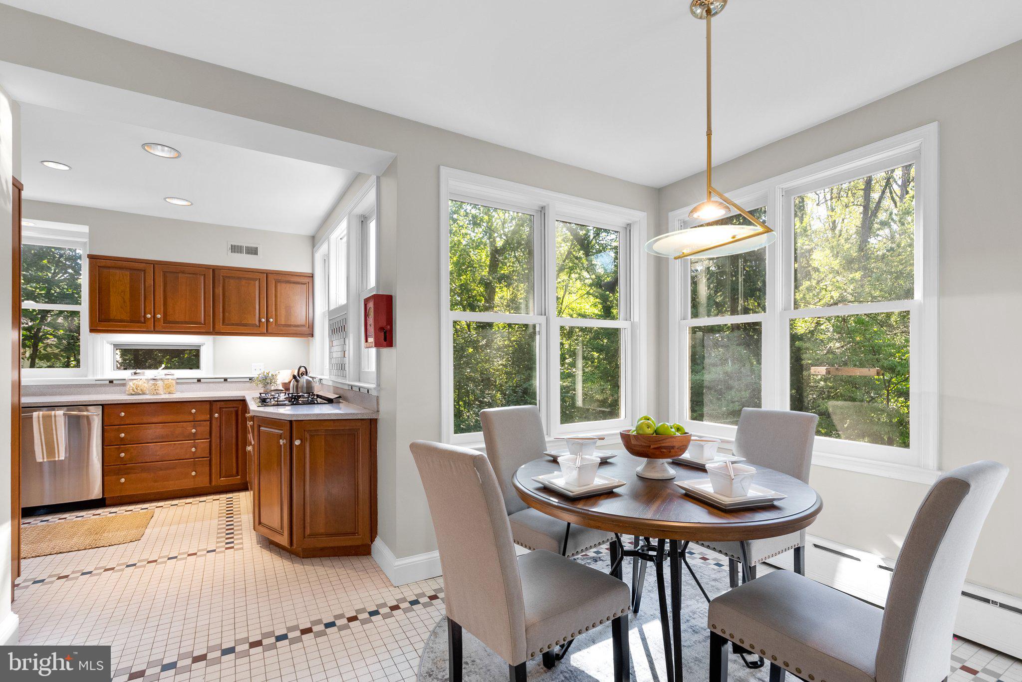 WOODSIDE PARK - Residential