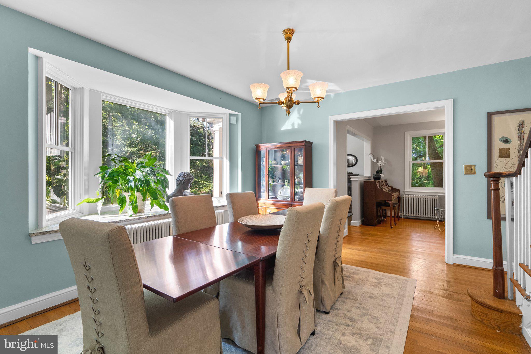 WOODSIDE PARK - Residential