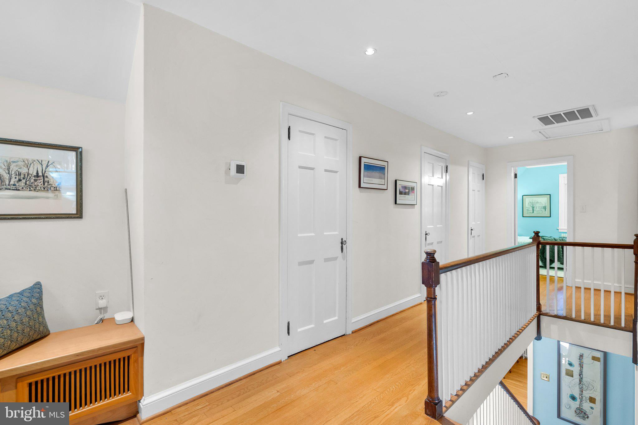 WOODSIDE PARK - Residential