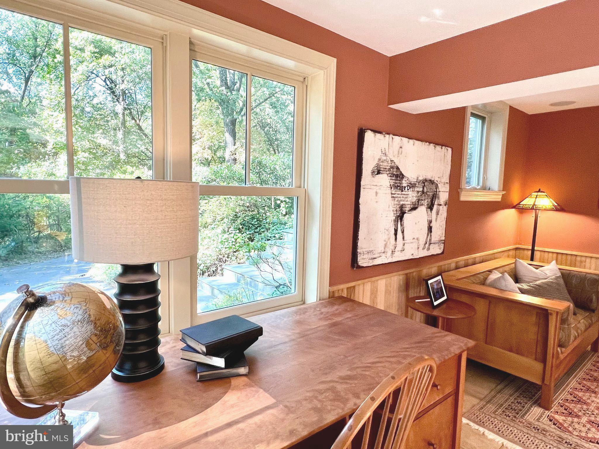 WOODSIDE PARK - Residential