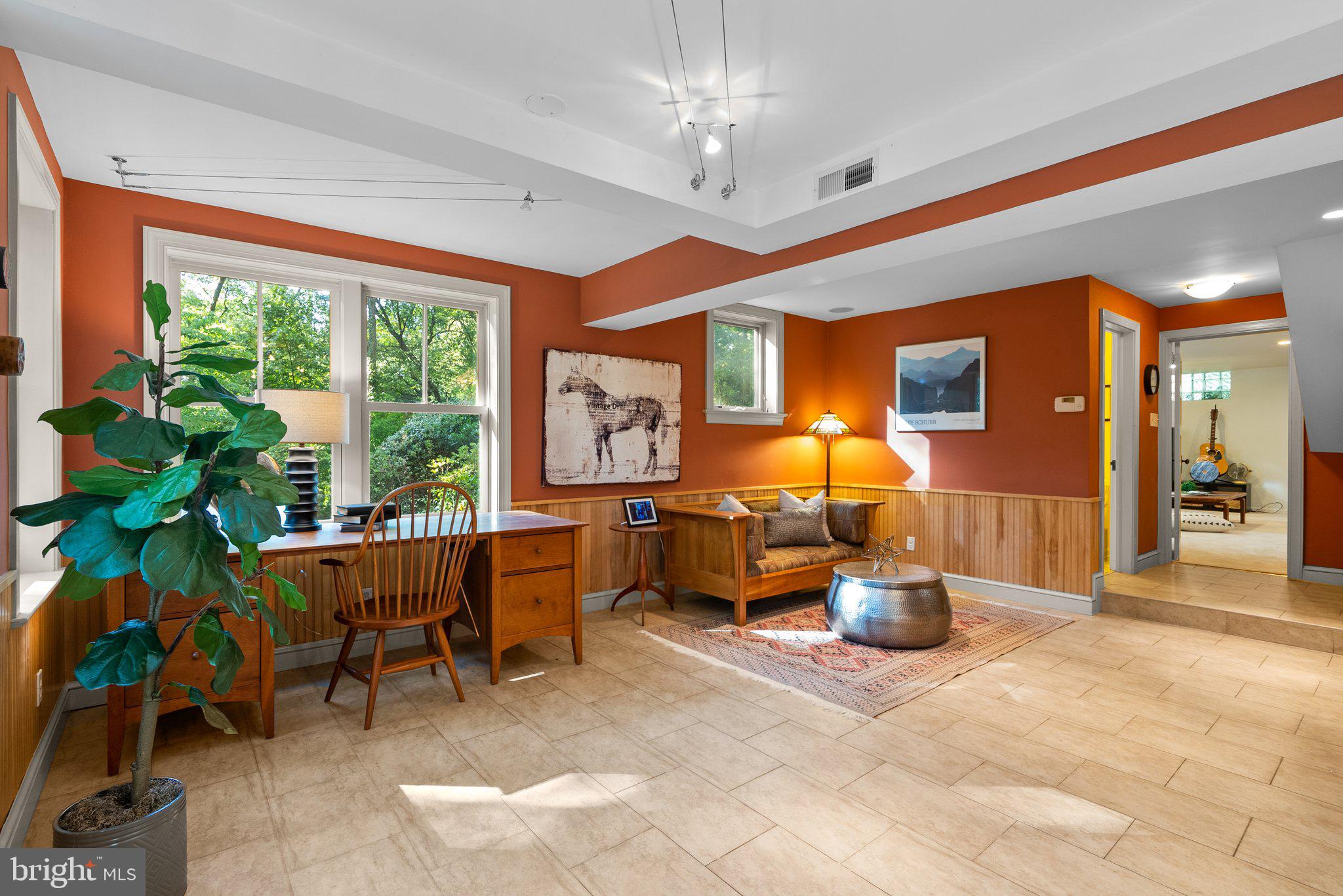 WOODSIDE PARK - Residential