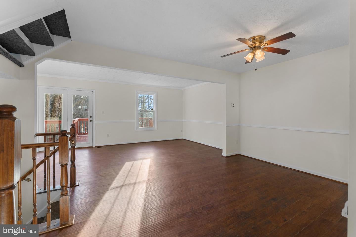 2126 COMMISSARY CIRCLE