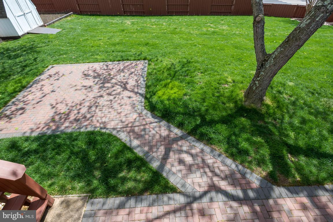 LAKEWOOD HILLS - Residential