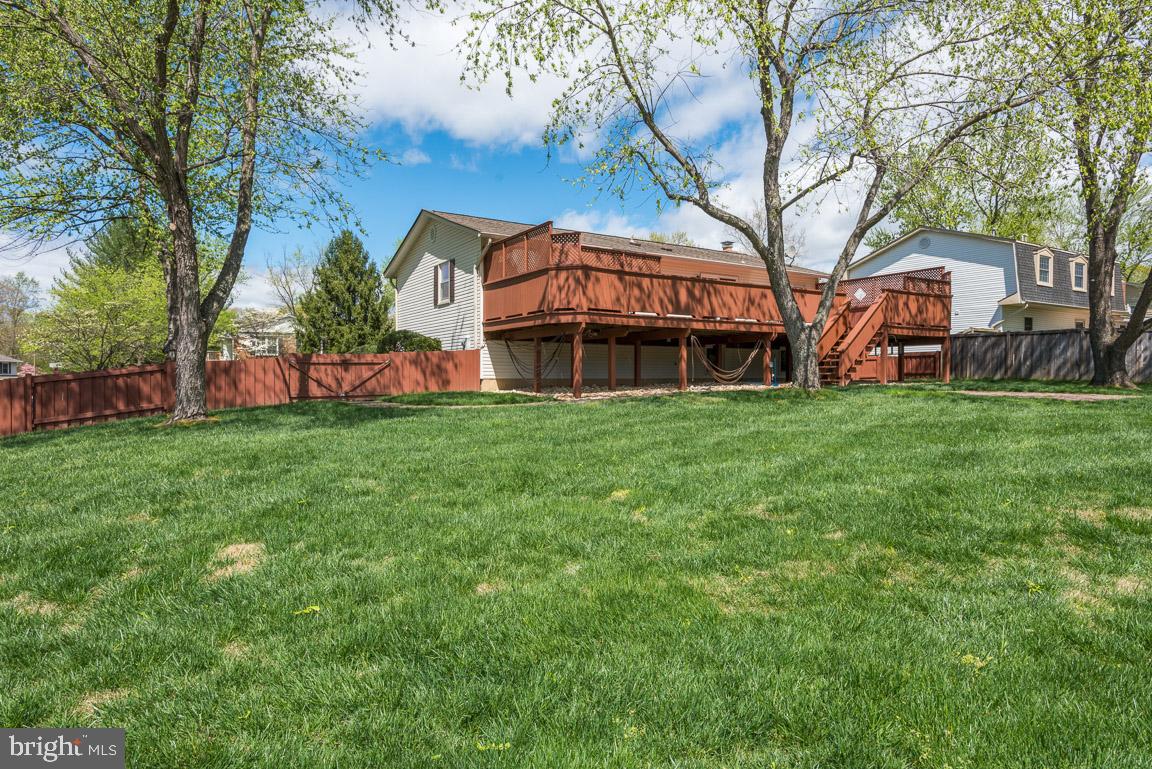 LAKEWOOD HILLS - Residential