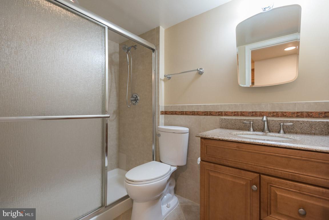 LAKEWOOD HILLS - Residential