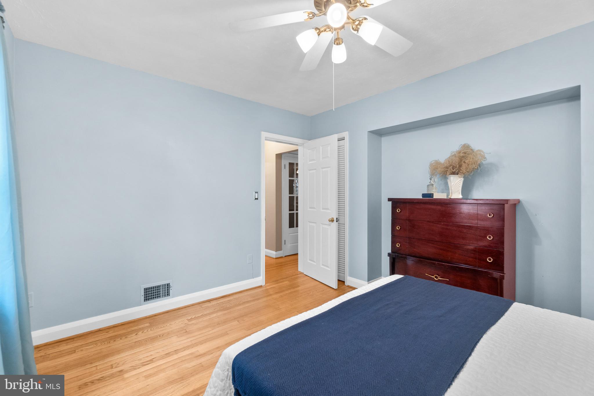 OVERBROOK - Residential