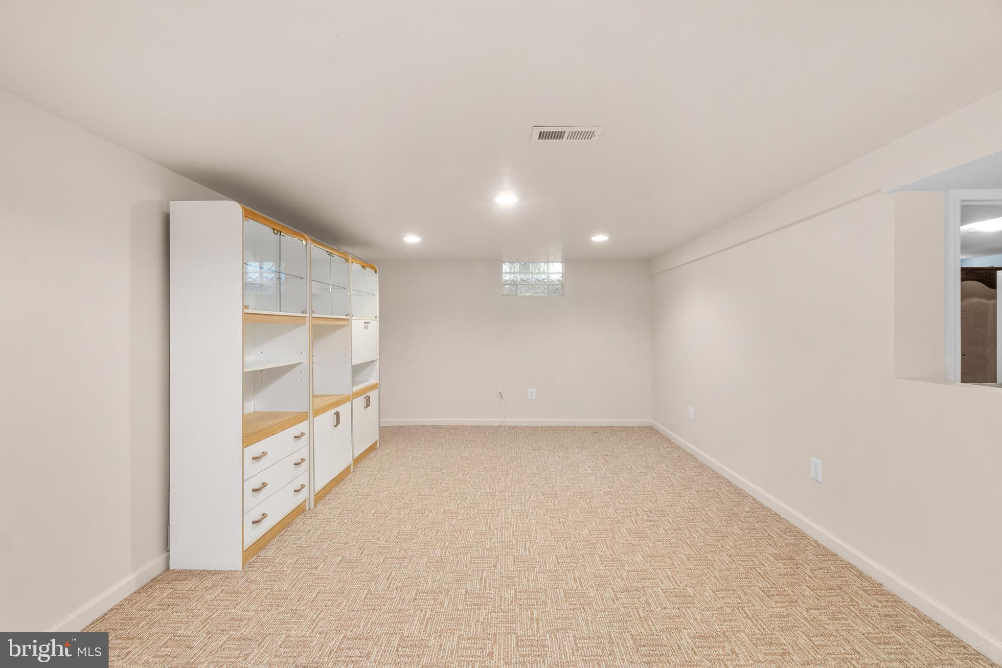 OVERBROOK - Residential