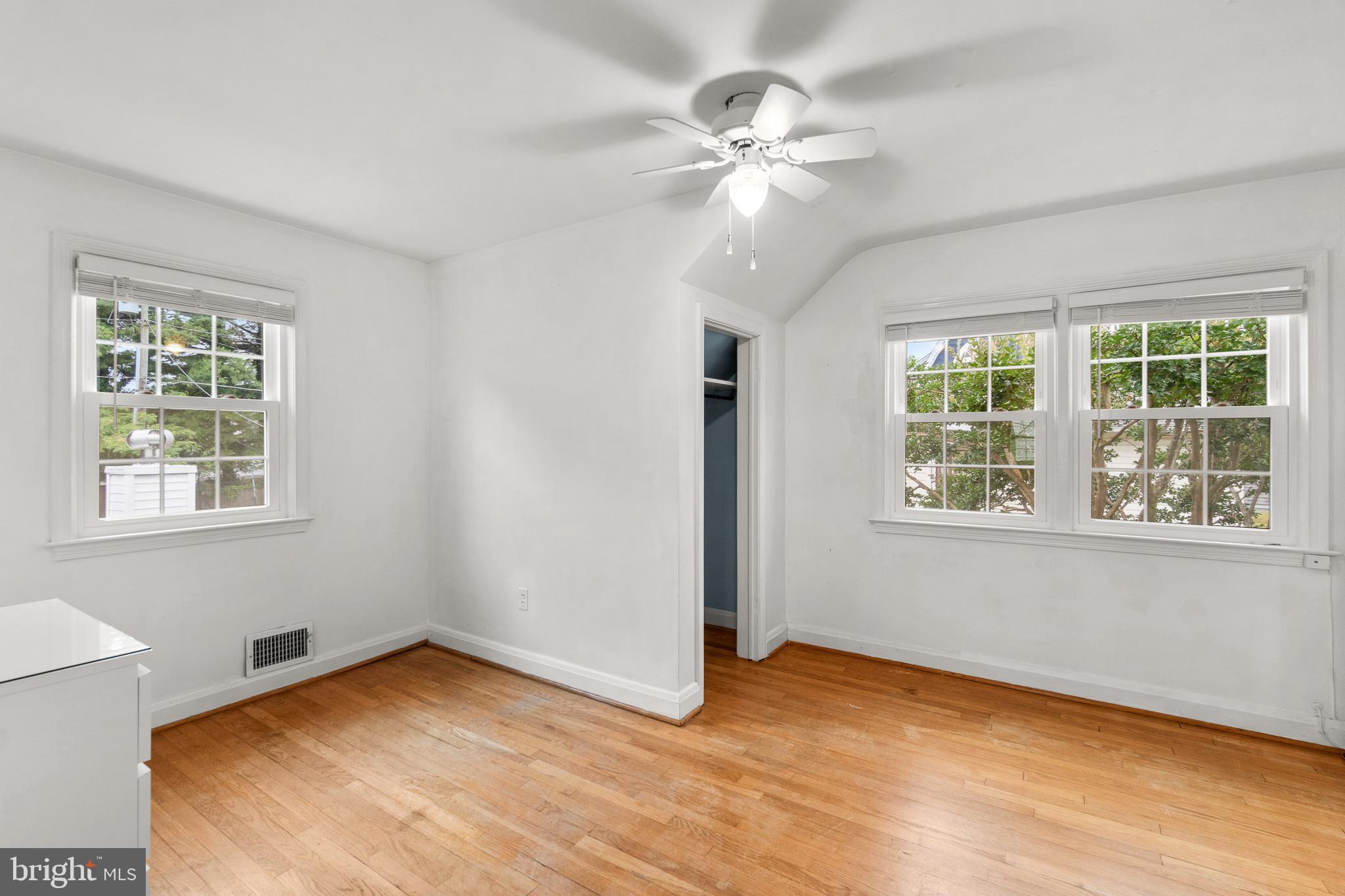 OVERBROOK - Residential