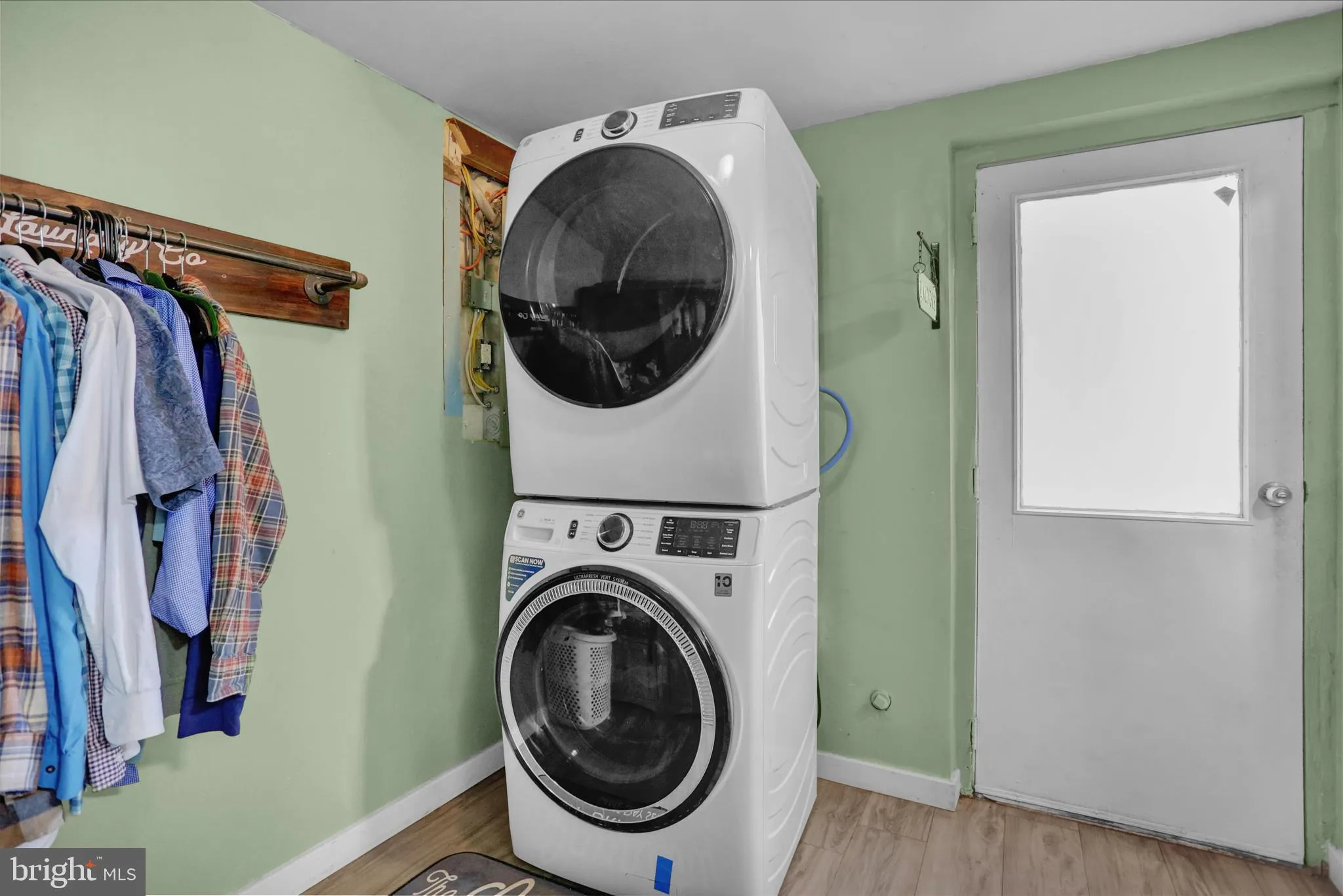 Reading, Pennsylvania 19610, United States, 4 Bedrooms Bedrooms, ,2 BathroomsBathrooms,Residential,Coming Soon,237818