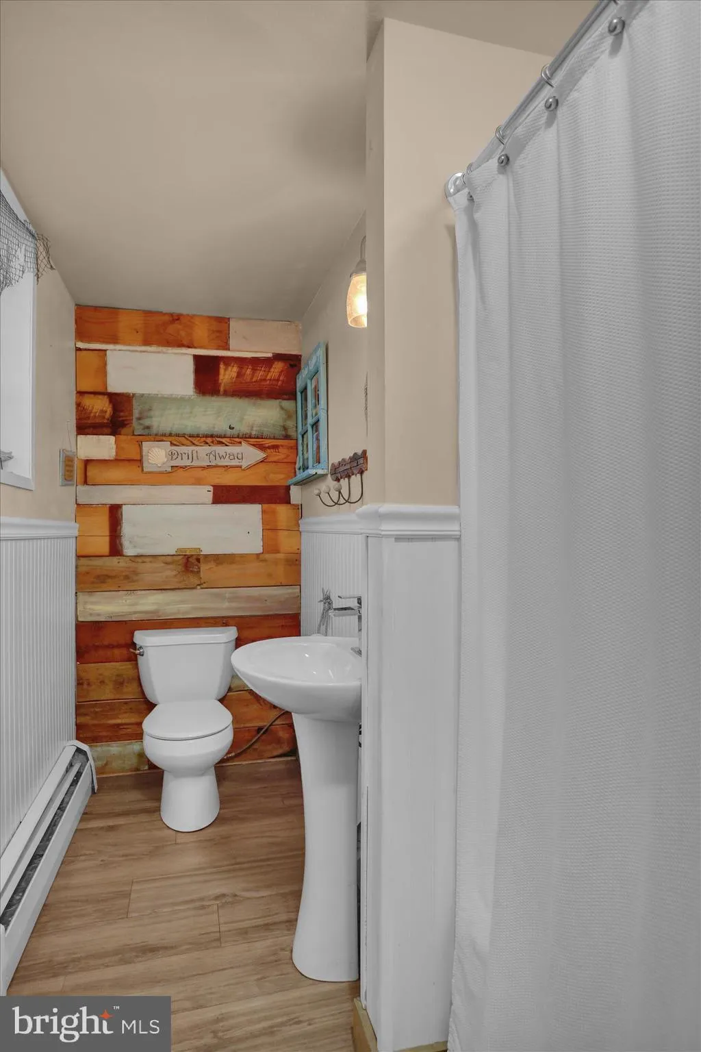 Reading, Pennsylvania 19610, United States, 4 Bedrooms Bedrooms, ,2 BathroomsBathrooms,Residential,Coming Soon,237818