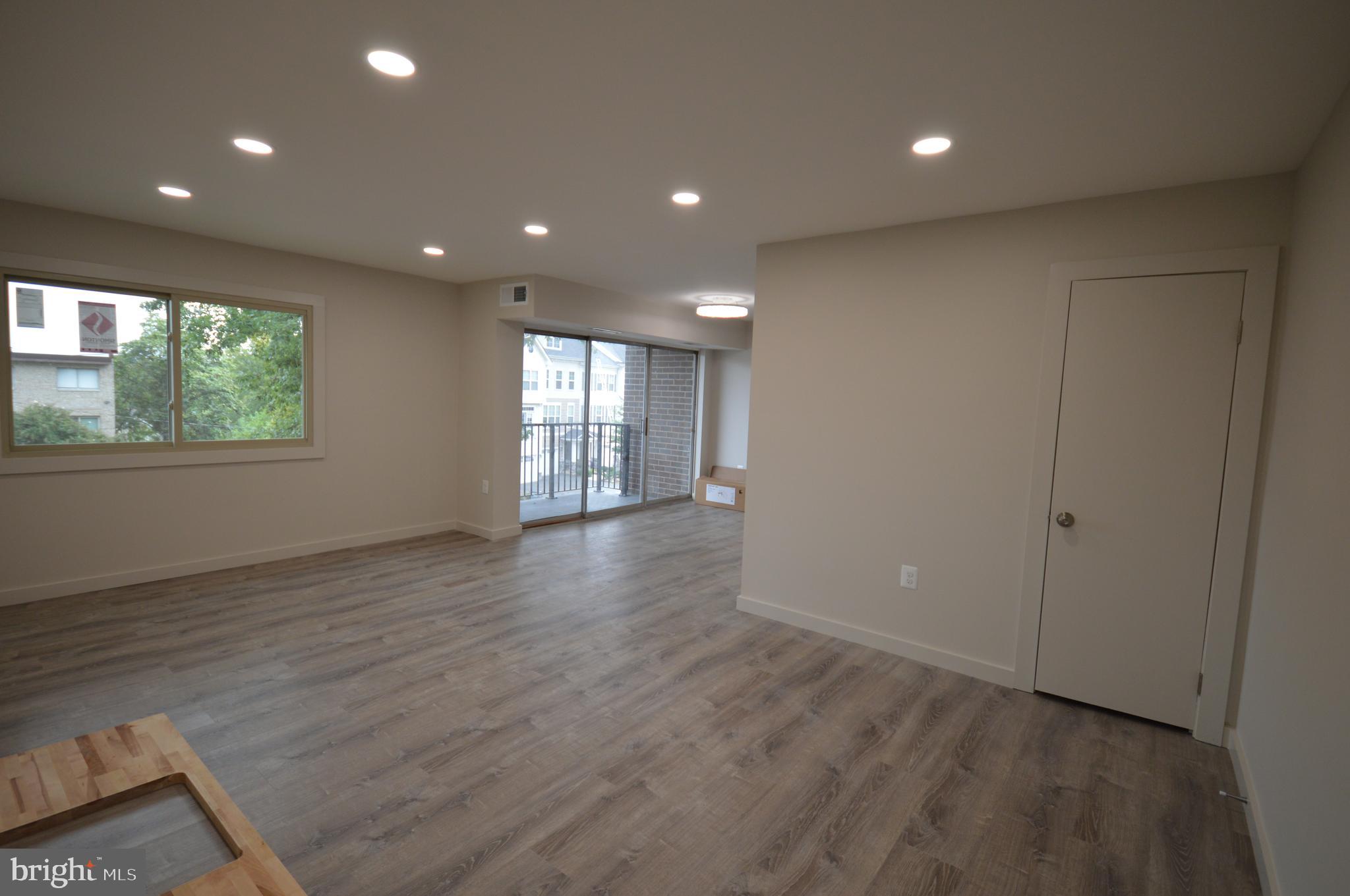 OCCOQUAN RIDGE - Residential Lease