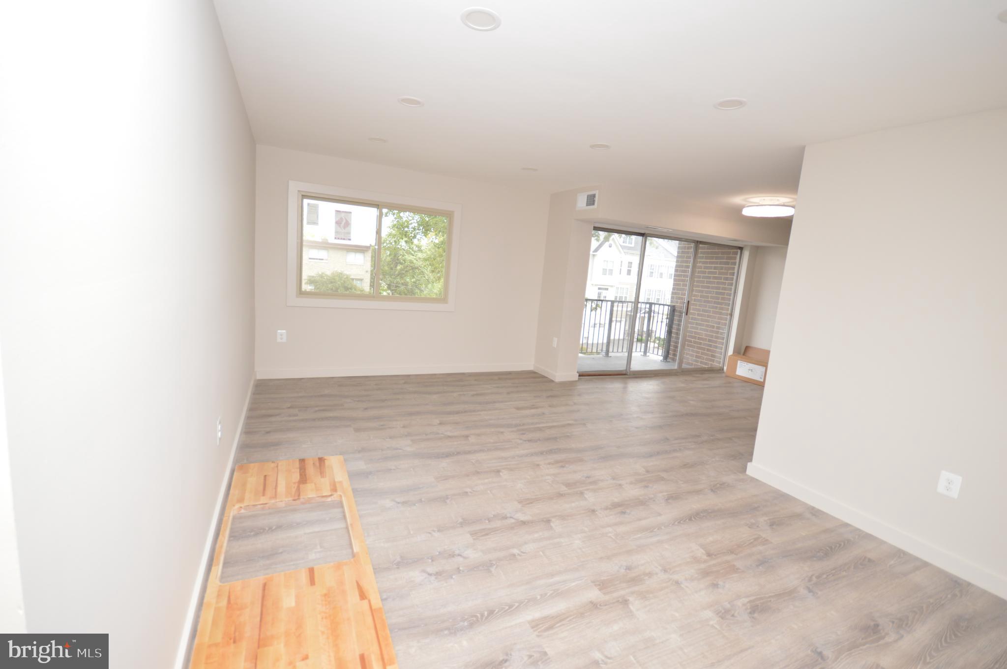 OCCOQUAN RIDGE - Residential Lease