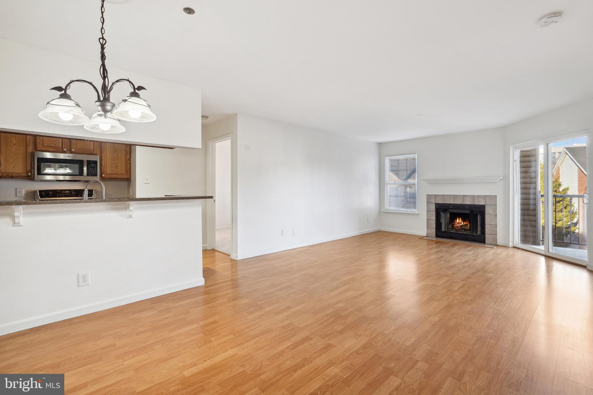 POINTE AT PARK CENTER - Residential