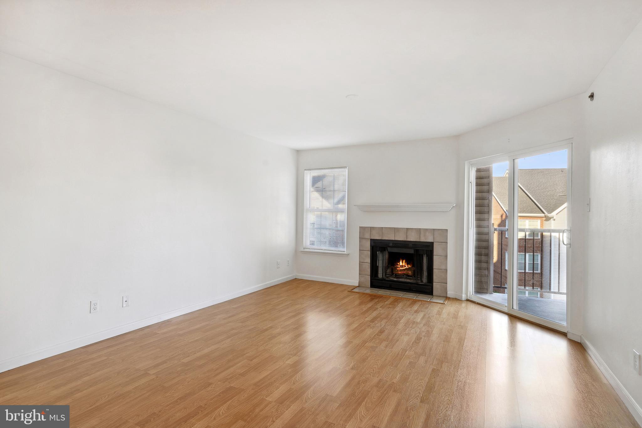 POINTE AT PARK CENTER - Residential