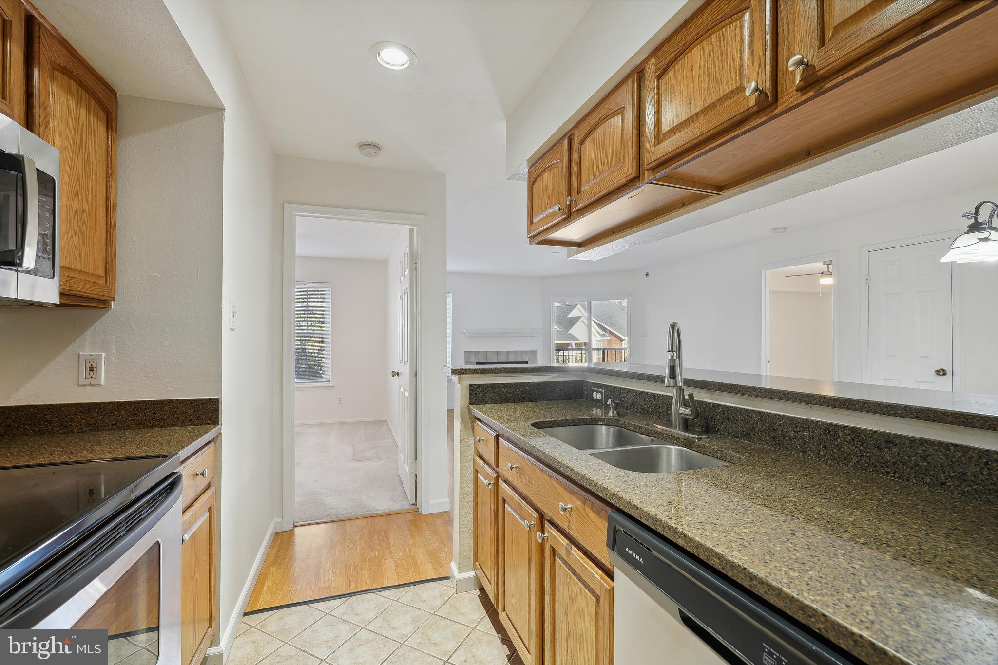 POINTE AT PARK CENTER - Residential