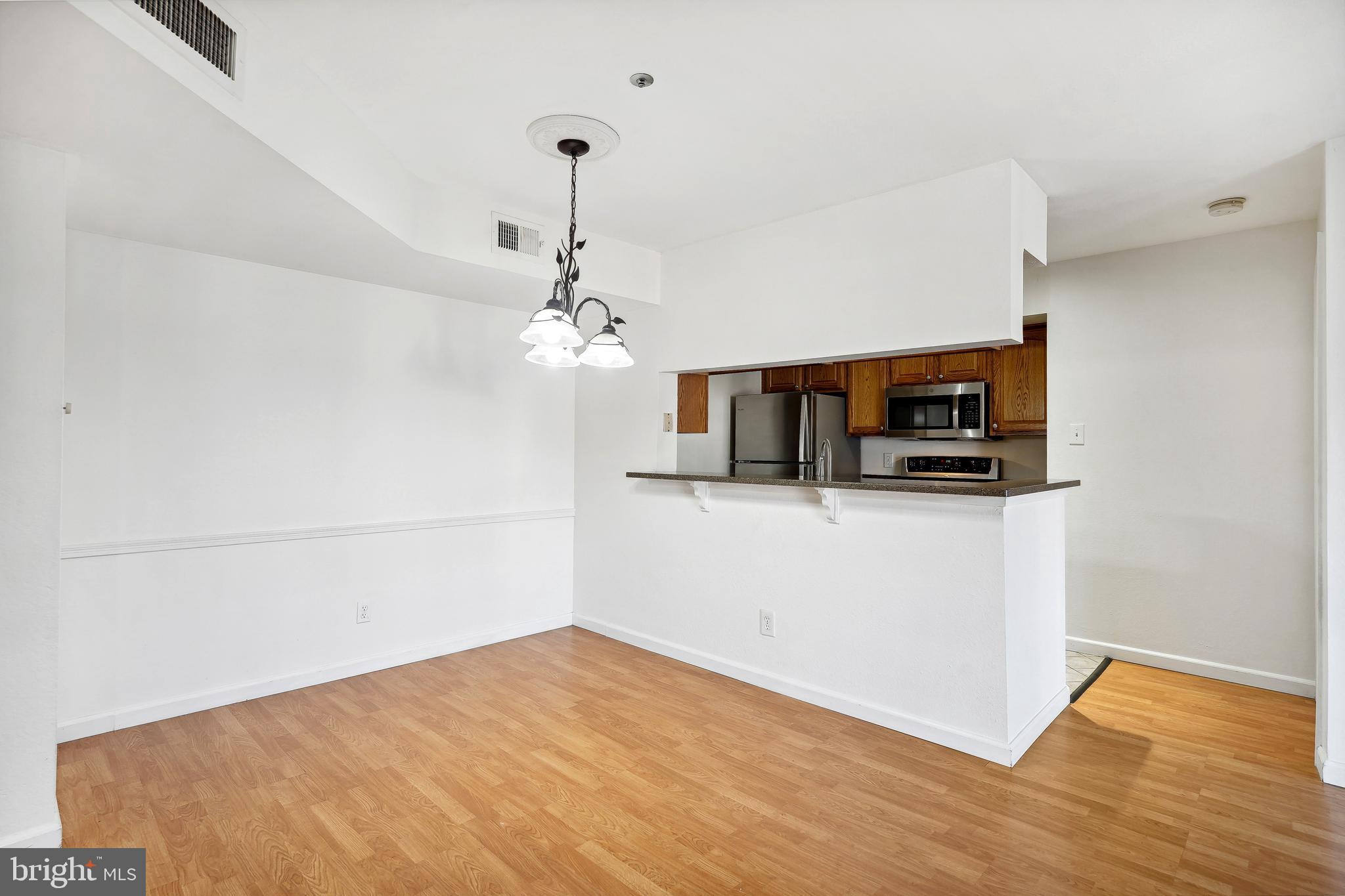 POINTE AT PARK CENTER - Residential