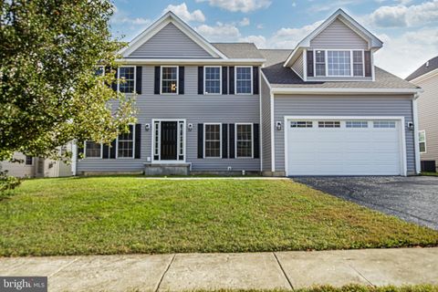 Photo of 16 Annie Gillis Lane, SMYRNA, DE 19977 (MLS # DEKT2041684)