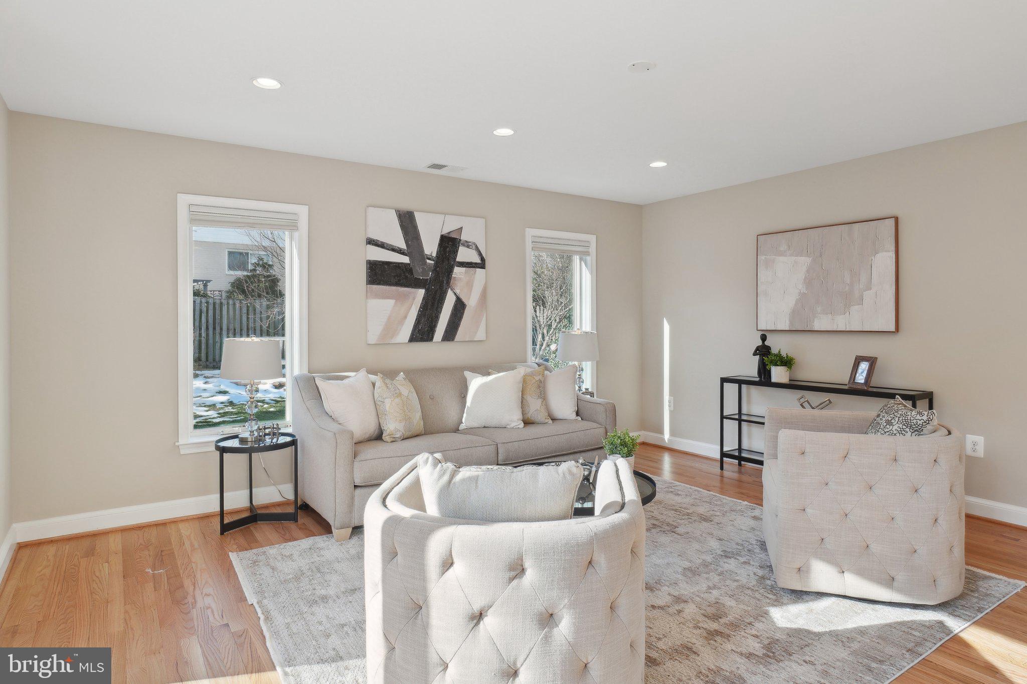 AURORA HILLS - Residential