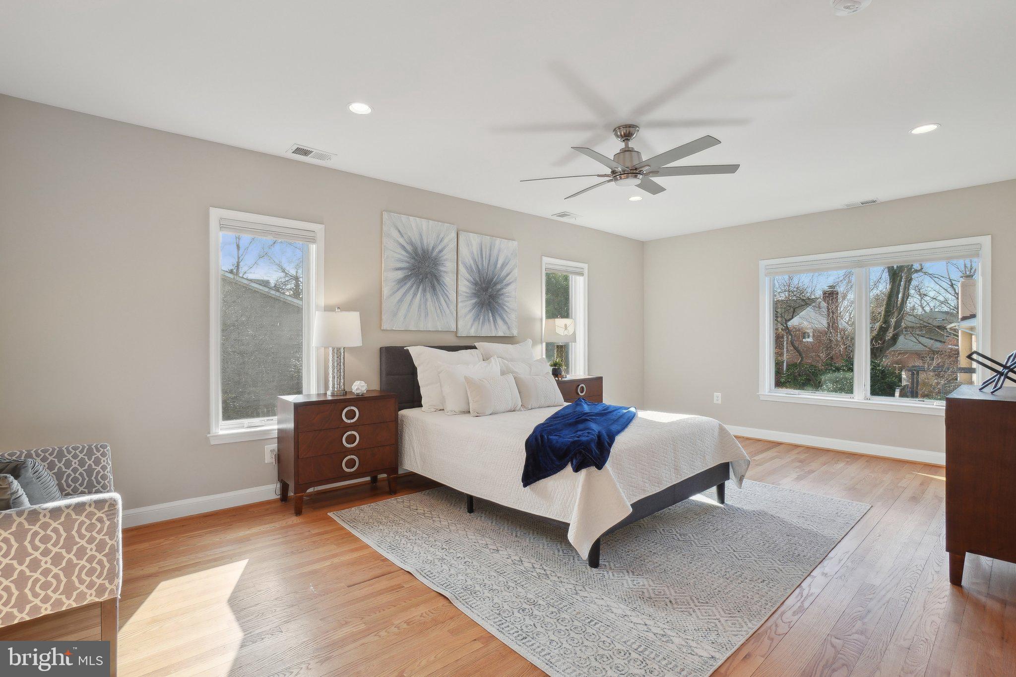 AURORA HILLS - Residential