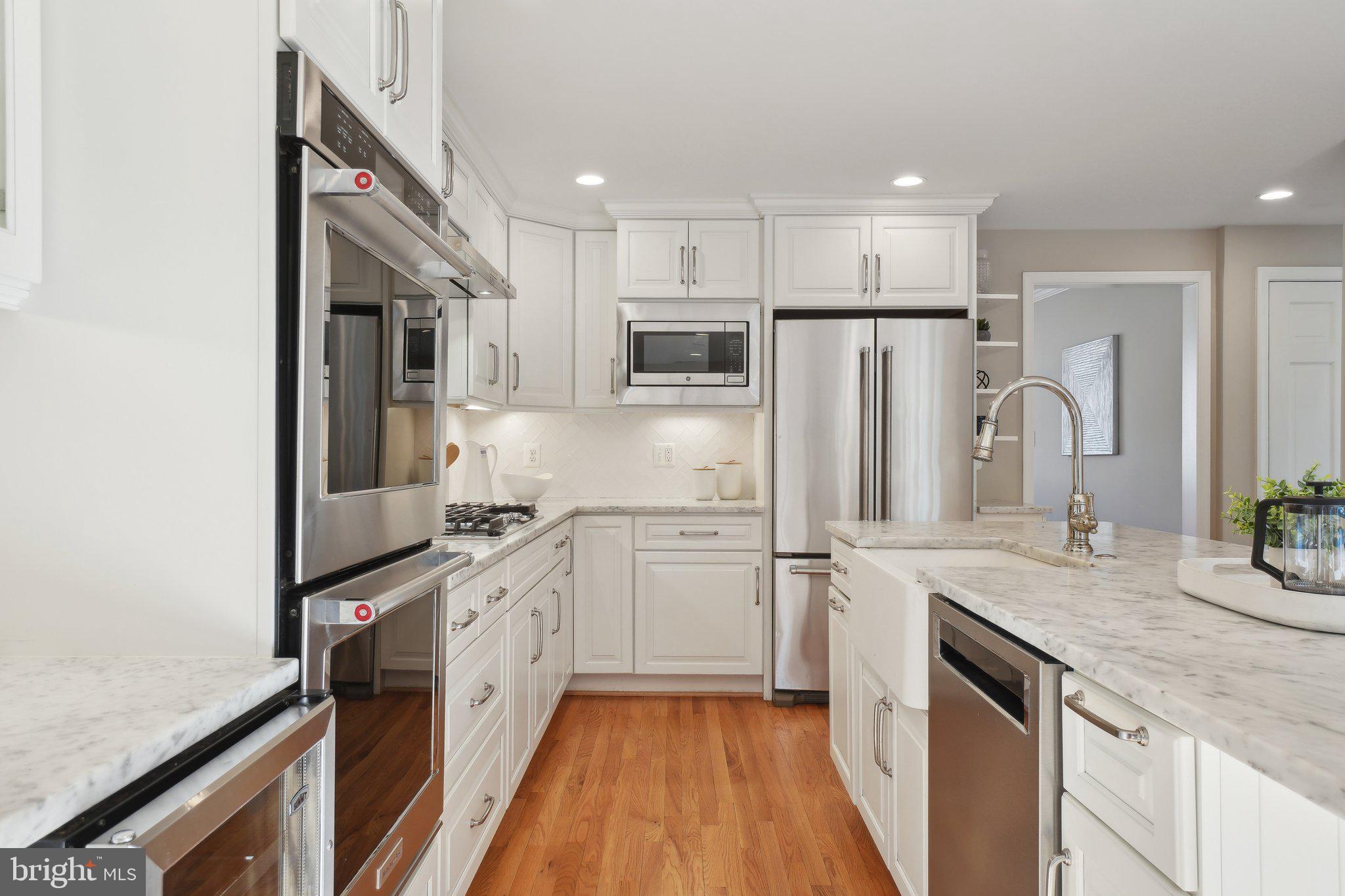 AURORA HILLS - Residential