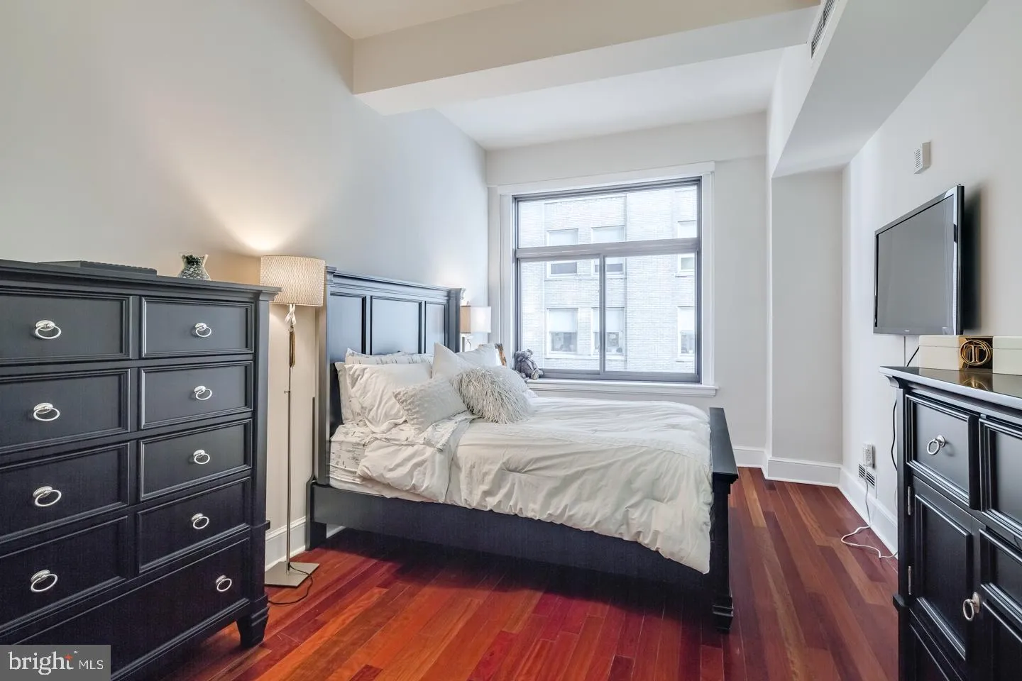 Philadelphia, Pennsylvania 19102, United States, 1 Bedroom Bedrooms, ,1 BathroomBathrooms,Residential,Active,1505