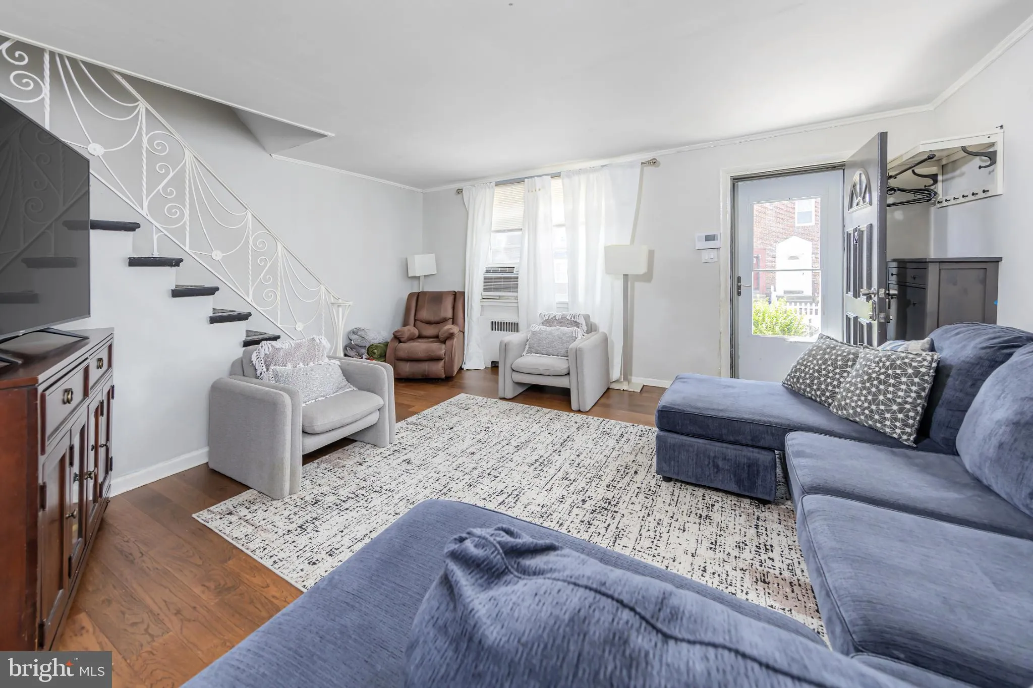 Philadelphia, Pennsylvania 19111, United States, 3 Bedrooms Bedrooms, ,2 BathroomsBathrooms,Residential,Pending,180873