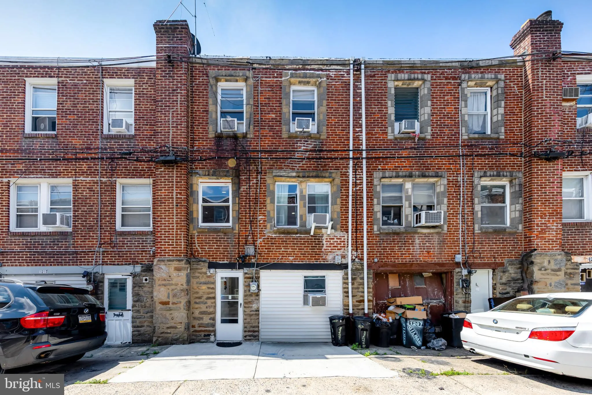 Philadelphia, Pennsylvania 19111, United States, 3 Bedrooms Bedrooms, ,2 BathroomsBathrooms,Residential,Pending,180873