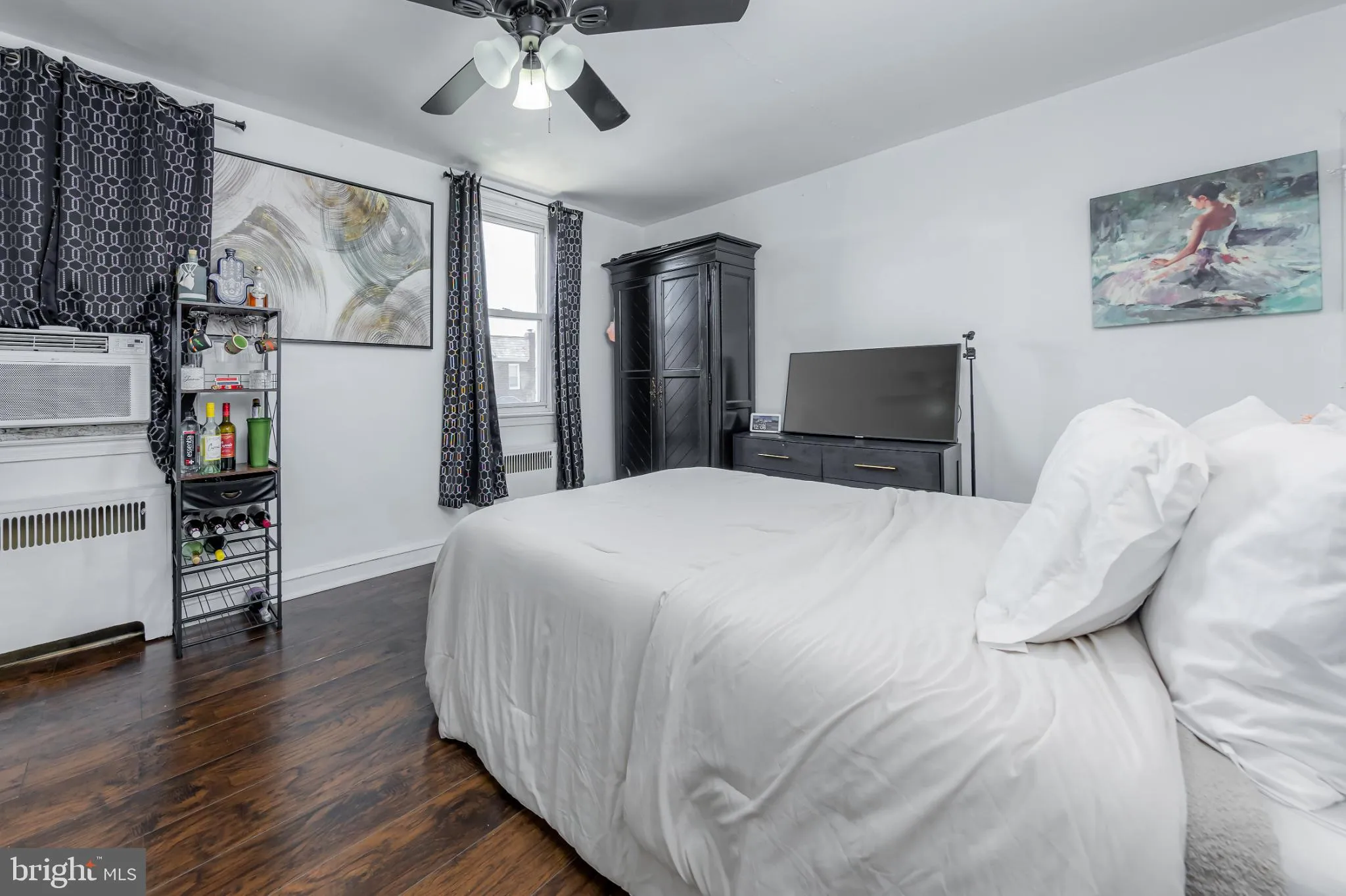 Philadelphia, Pennsylvania 19111, United States, 3 Bedrooms Bedrooms, ,2 BathroomsBathrooms,Residential,Pending,180873