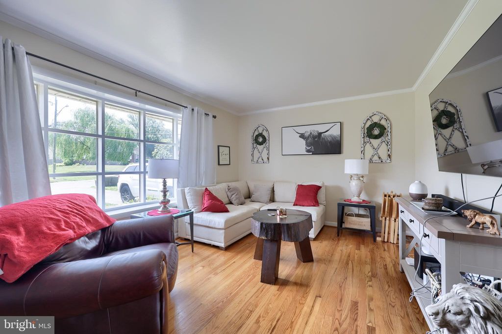 Photo of 2505 Mayfair Drive, Lancaster, PA 17603 (MLS # PALA2052796)