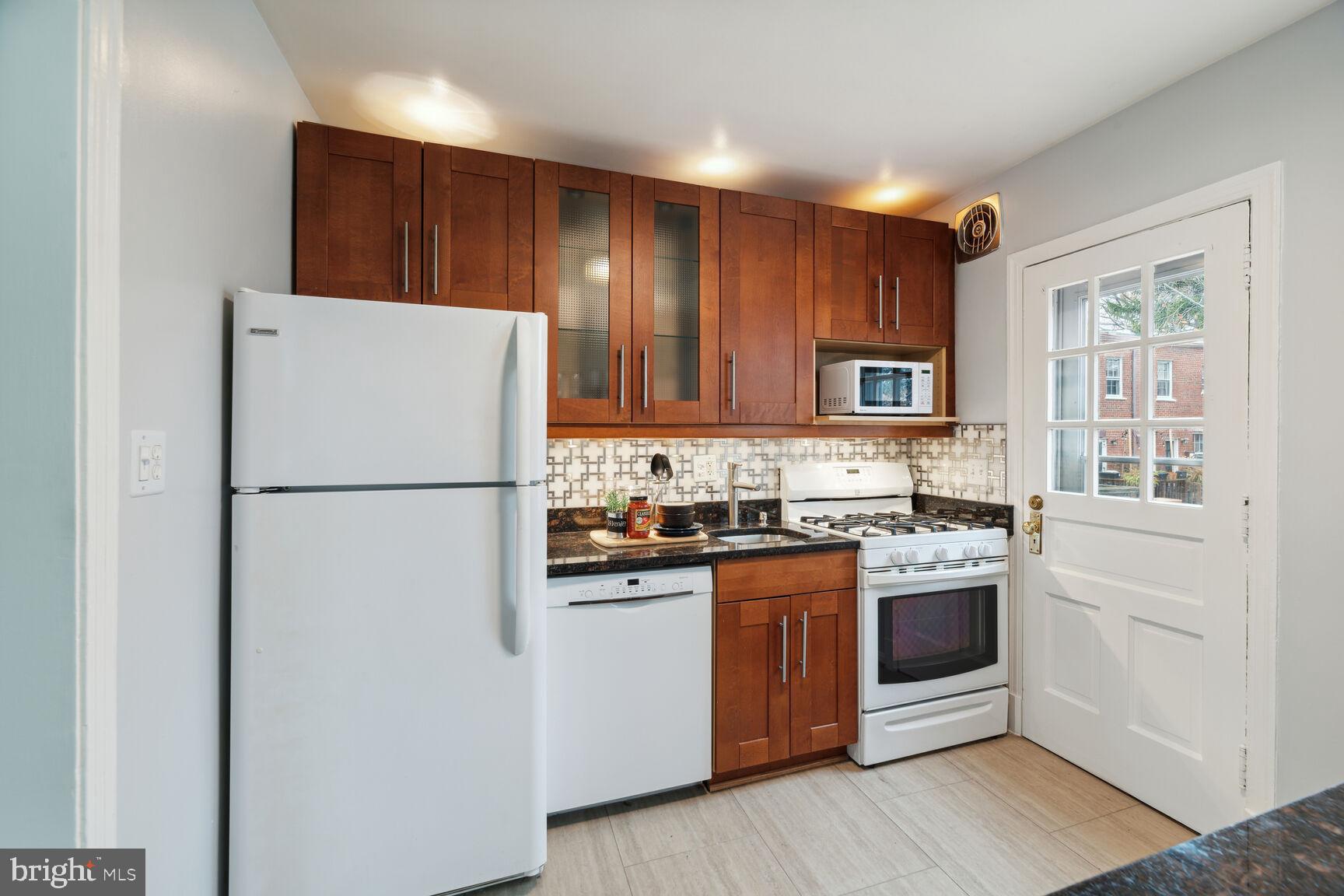 ARLINGTON VILLAGE - Residential