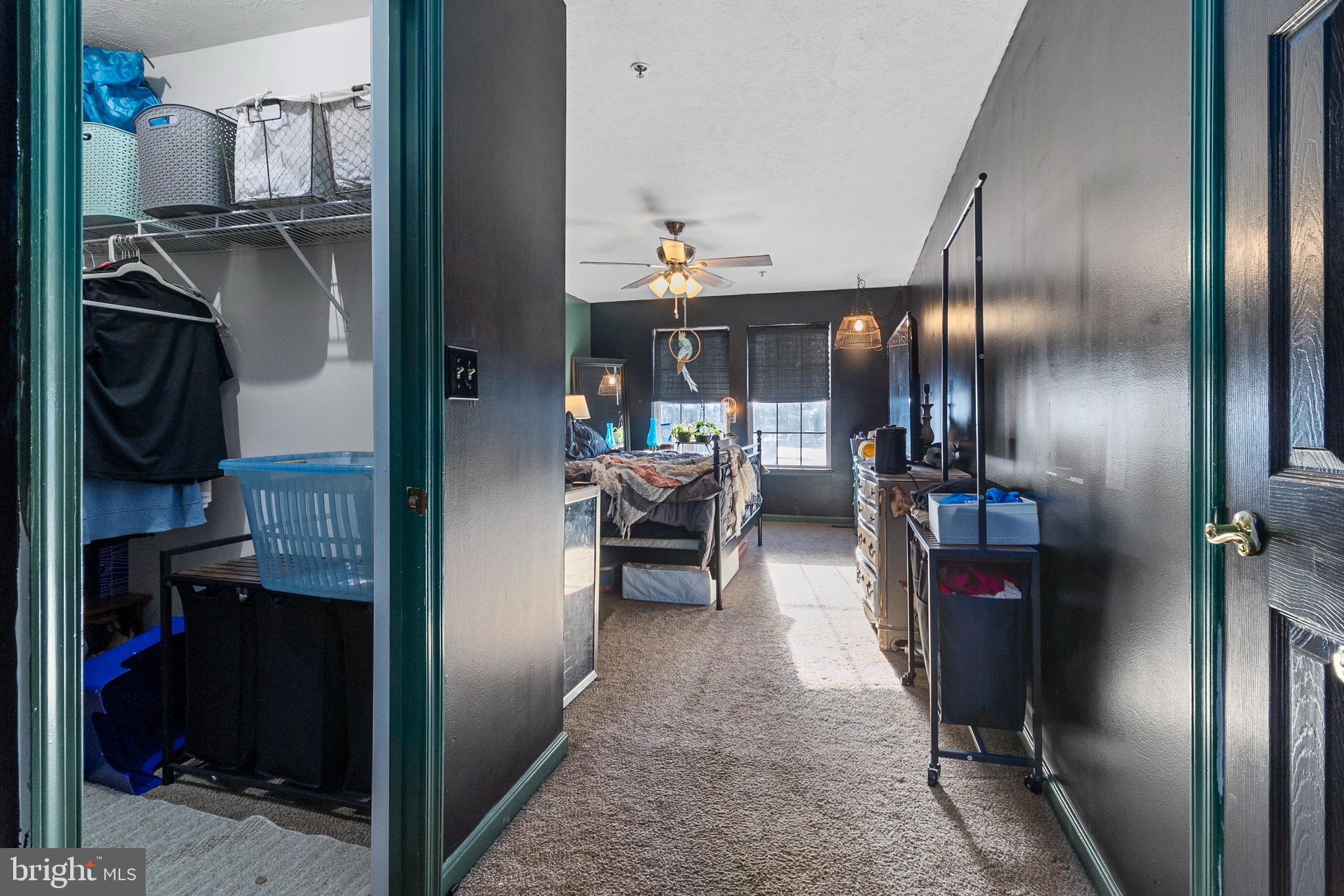 HICKORY HILLS - Residential